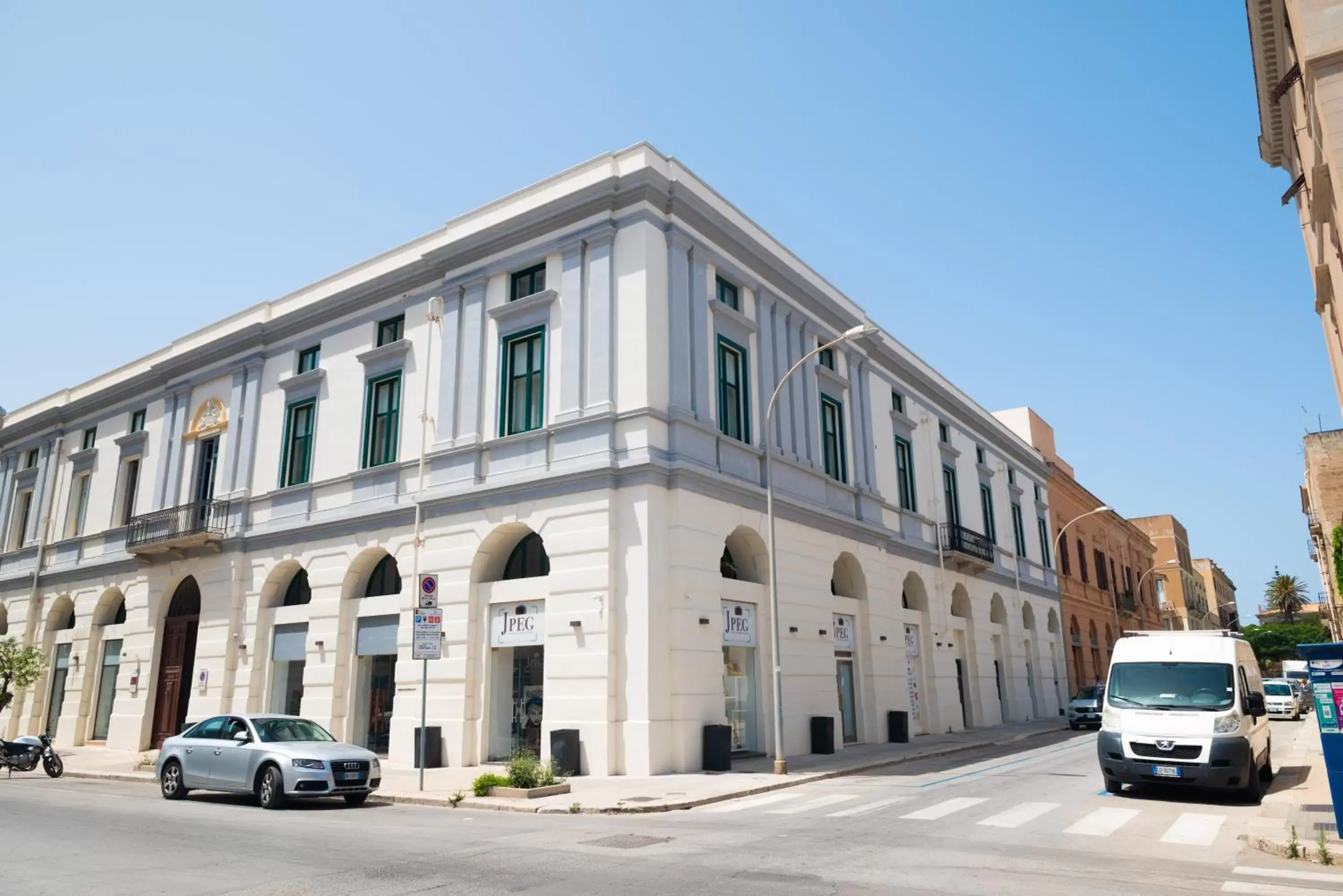 Property building in Historico Loft & Rooms Palazzo Adragna XIX Property building in Historico Loft & Rooms Palazzo Adragna XIX