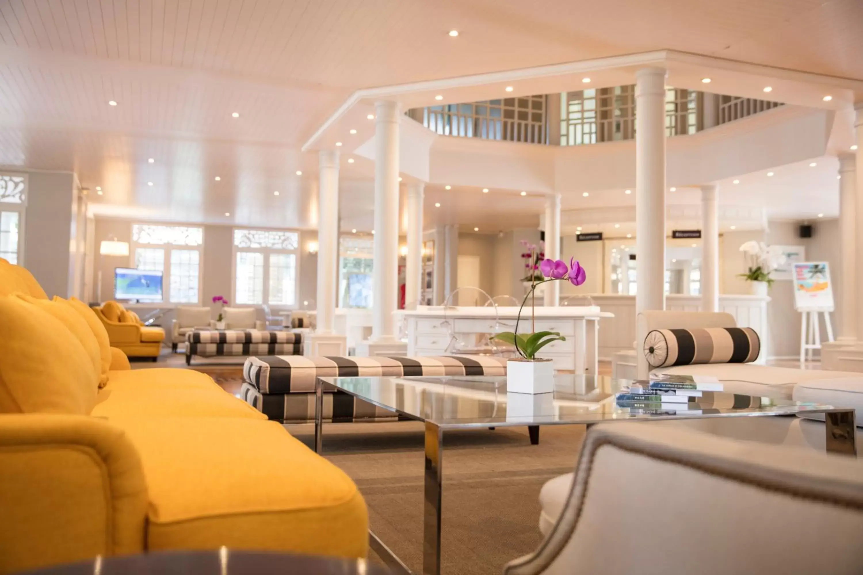Lobby or reception in LUX* Saint Gilles Resort Lobby or reception in LUX* Saint Gilles Resort