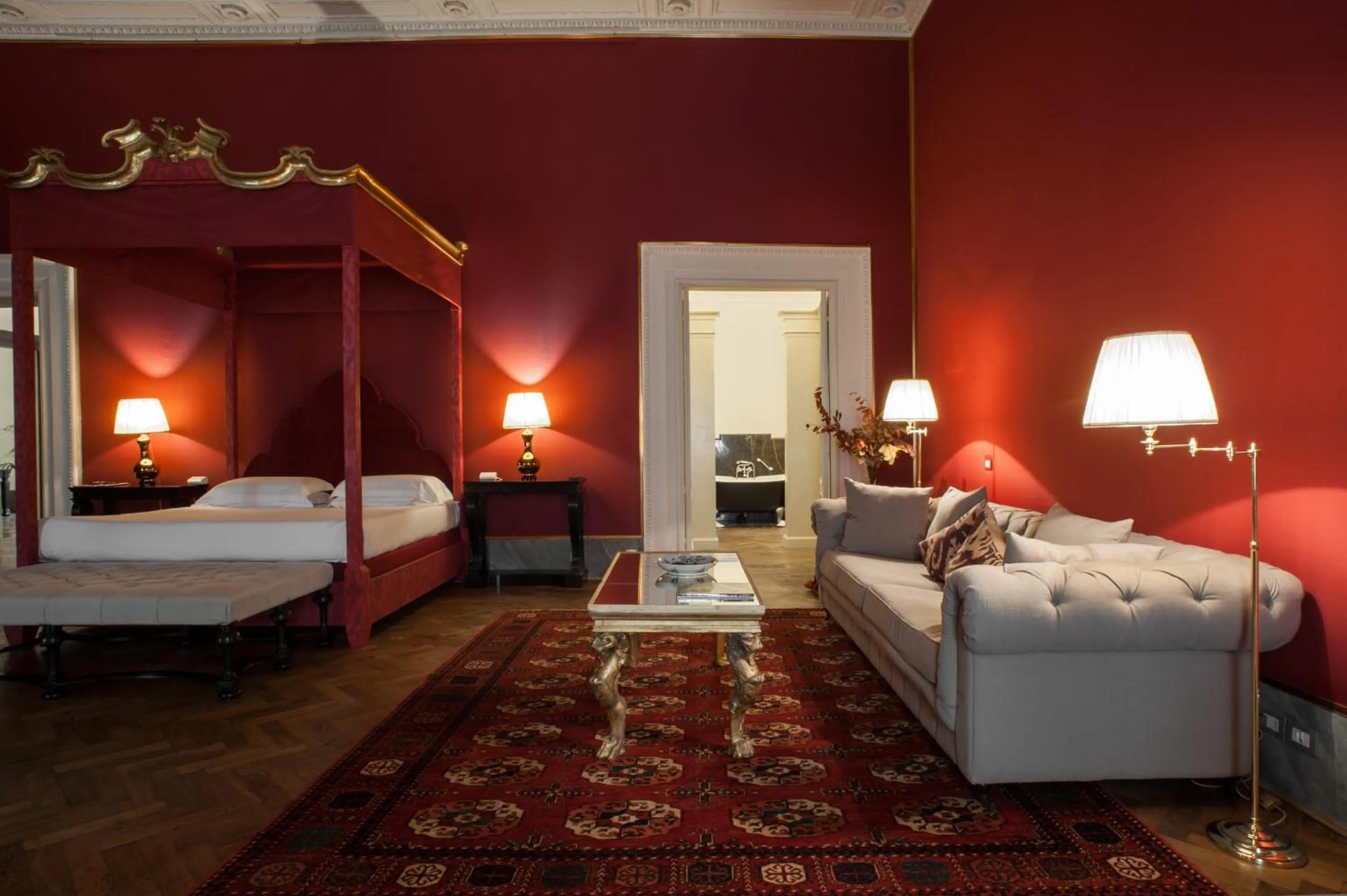 Seating area, Bed in Al Palazzo del Marchese di Camugliano Residenza d'Epoca