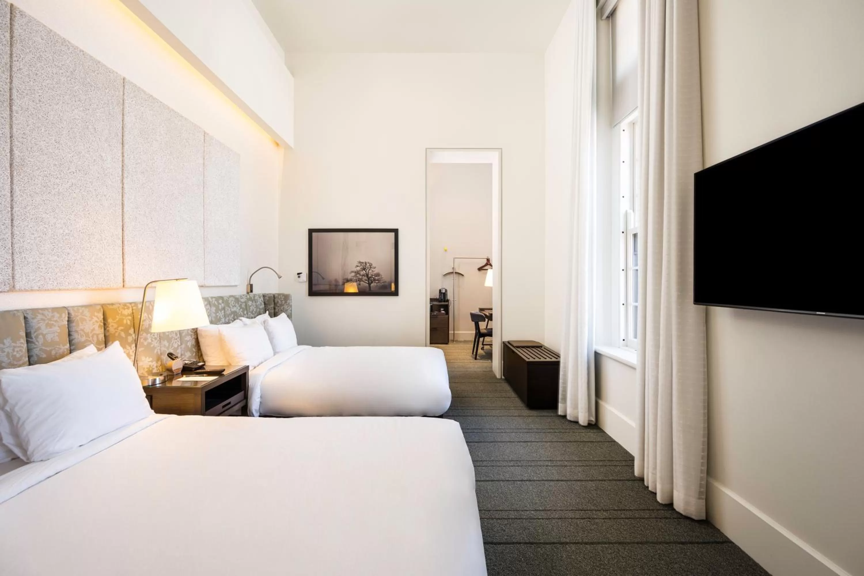 Bed in The Richardson Hotel