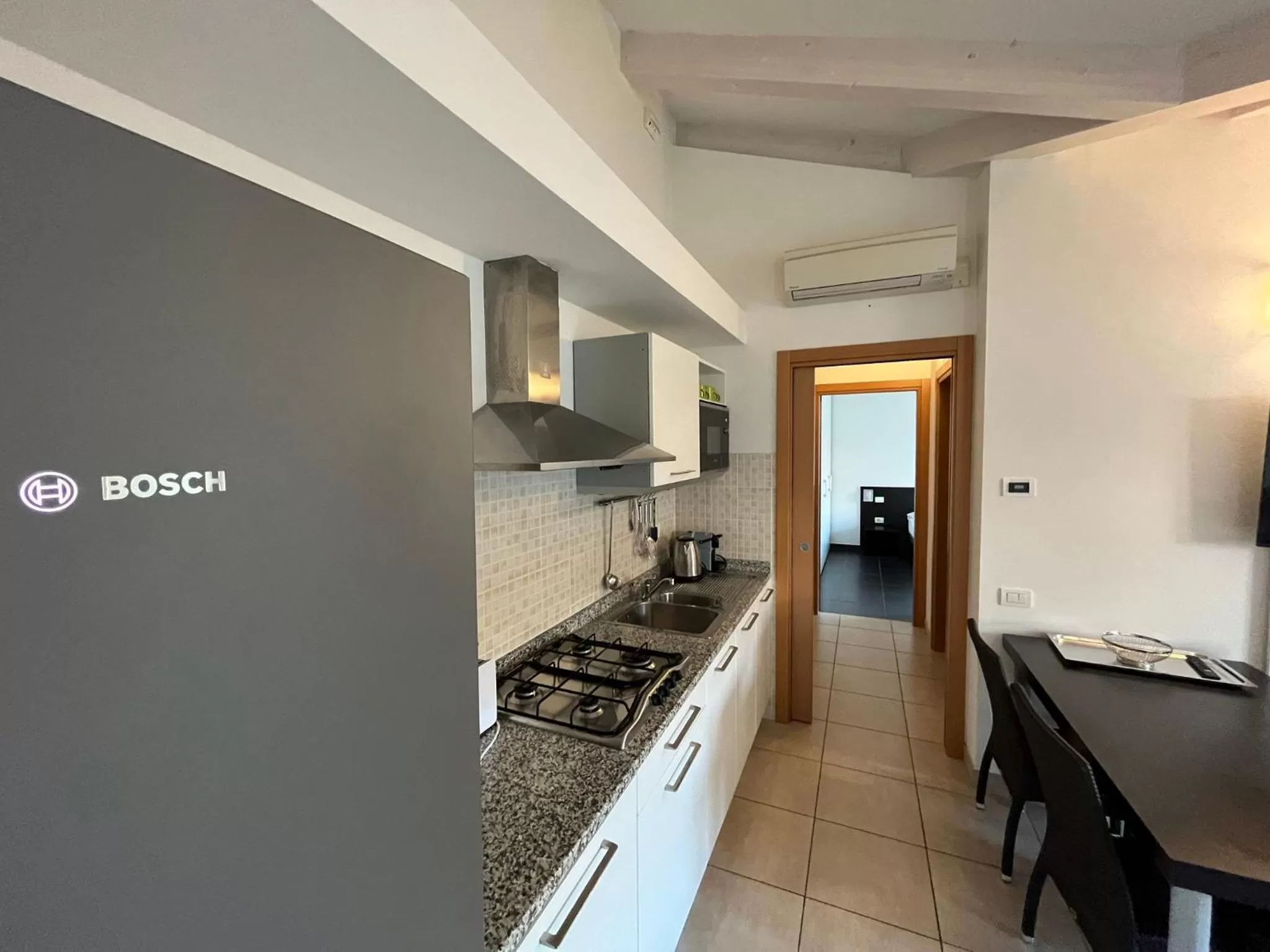 Kitchen or kitchenette in 4 Limoni Apartment Resort