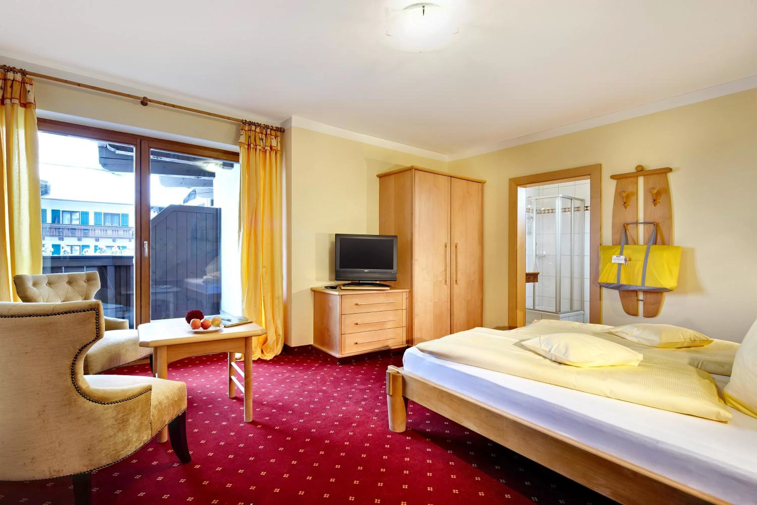 Photo of the whole room, Bed in Hotel in the HEART of the Alps