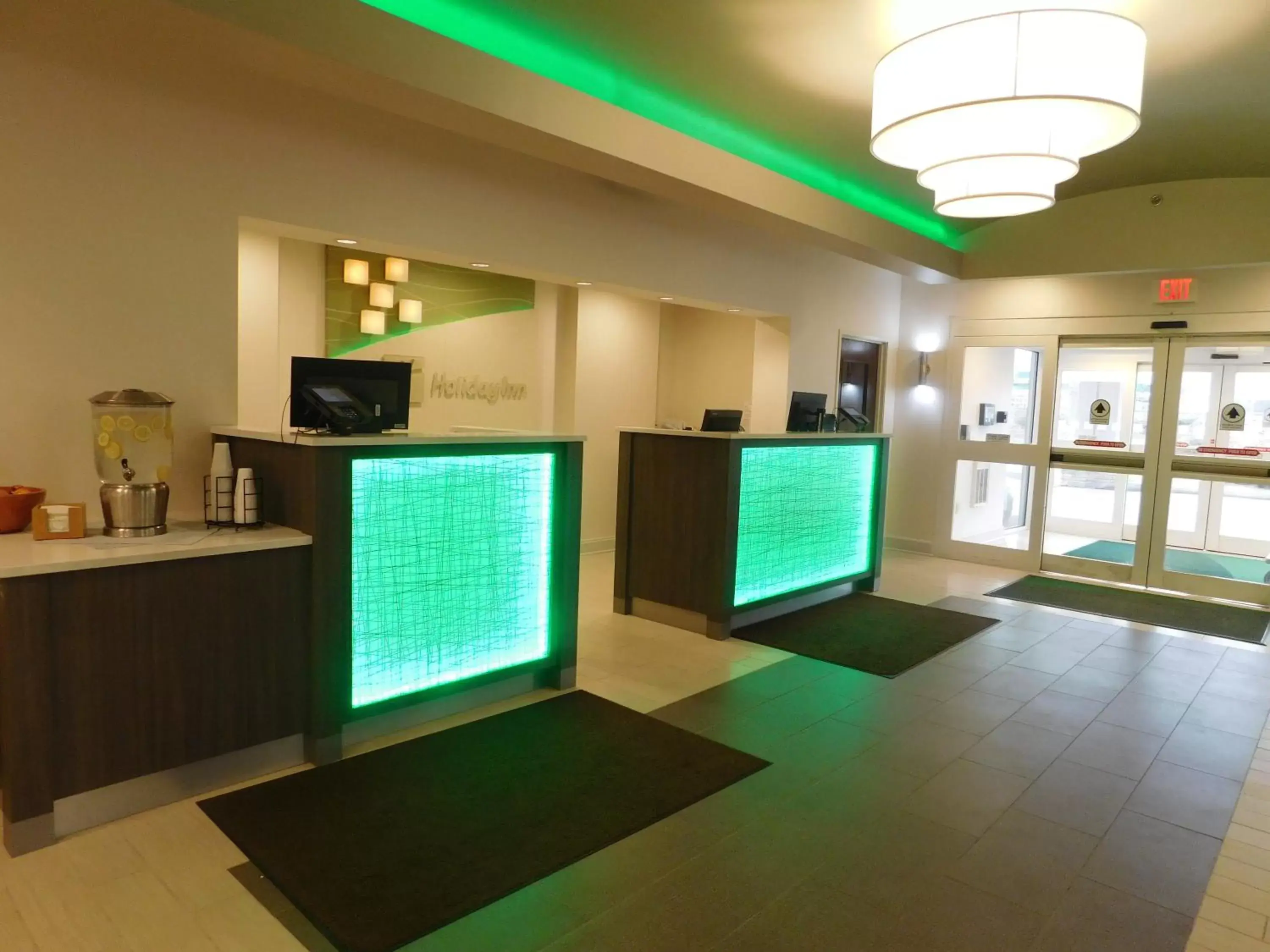 Lobby or reception, Lobby/Reception in Holiday Inn Hotel & Suites Rochester - Marketplace, an IHG Hotel