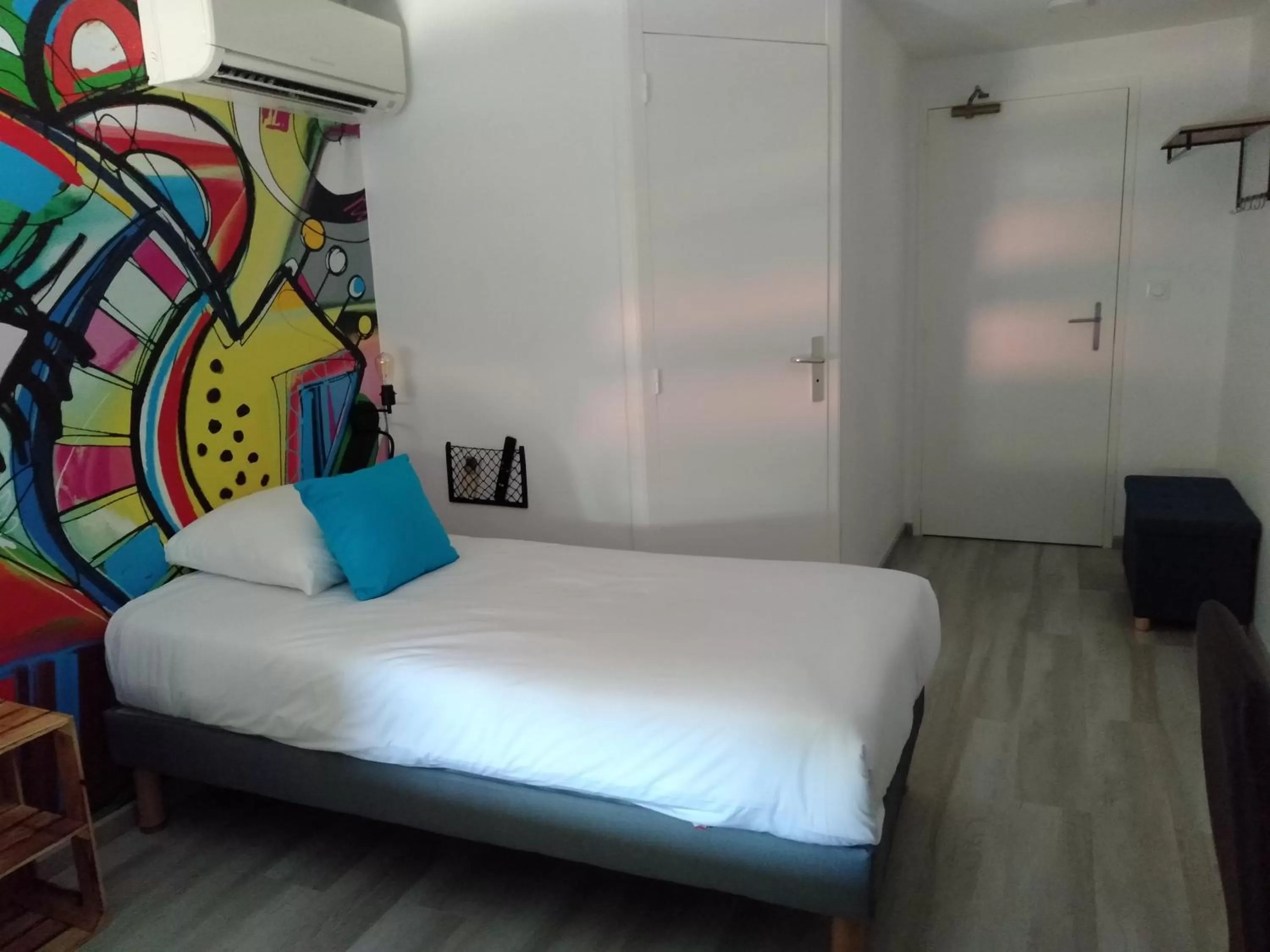 Bed in Urban Style Arl HOTEL