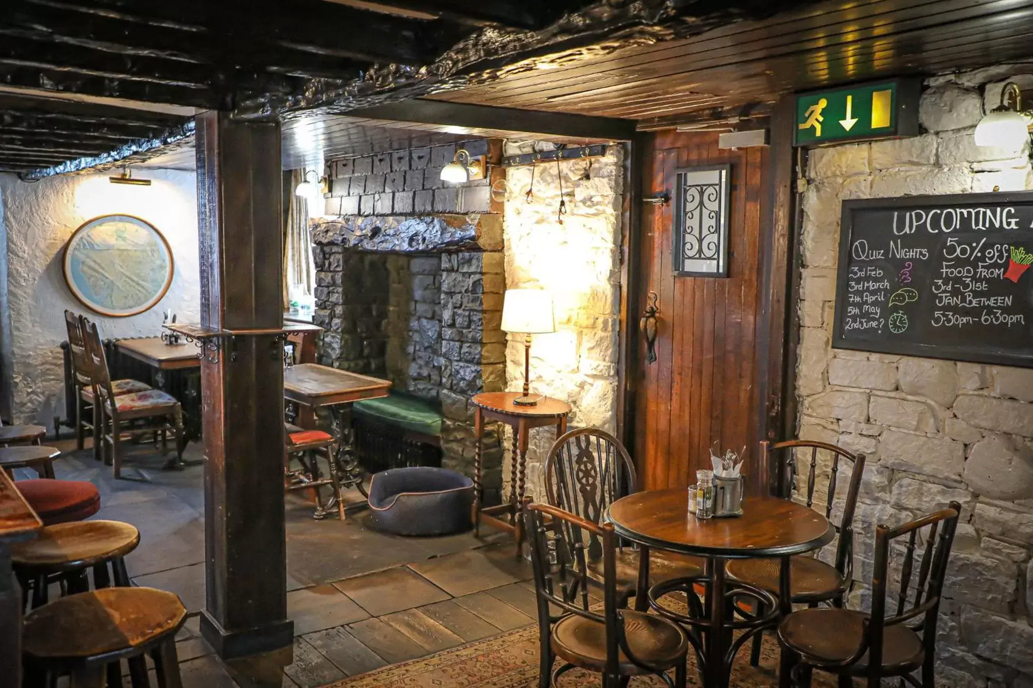 Lounge or bar in Queens Head Inn, Tirril