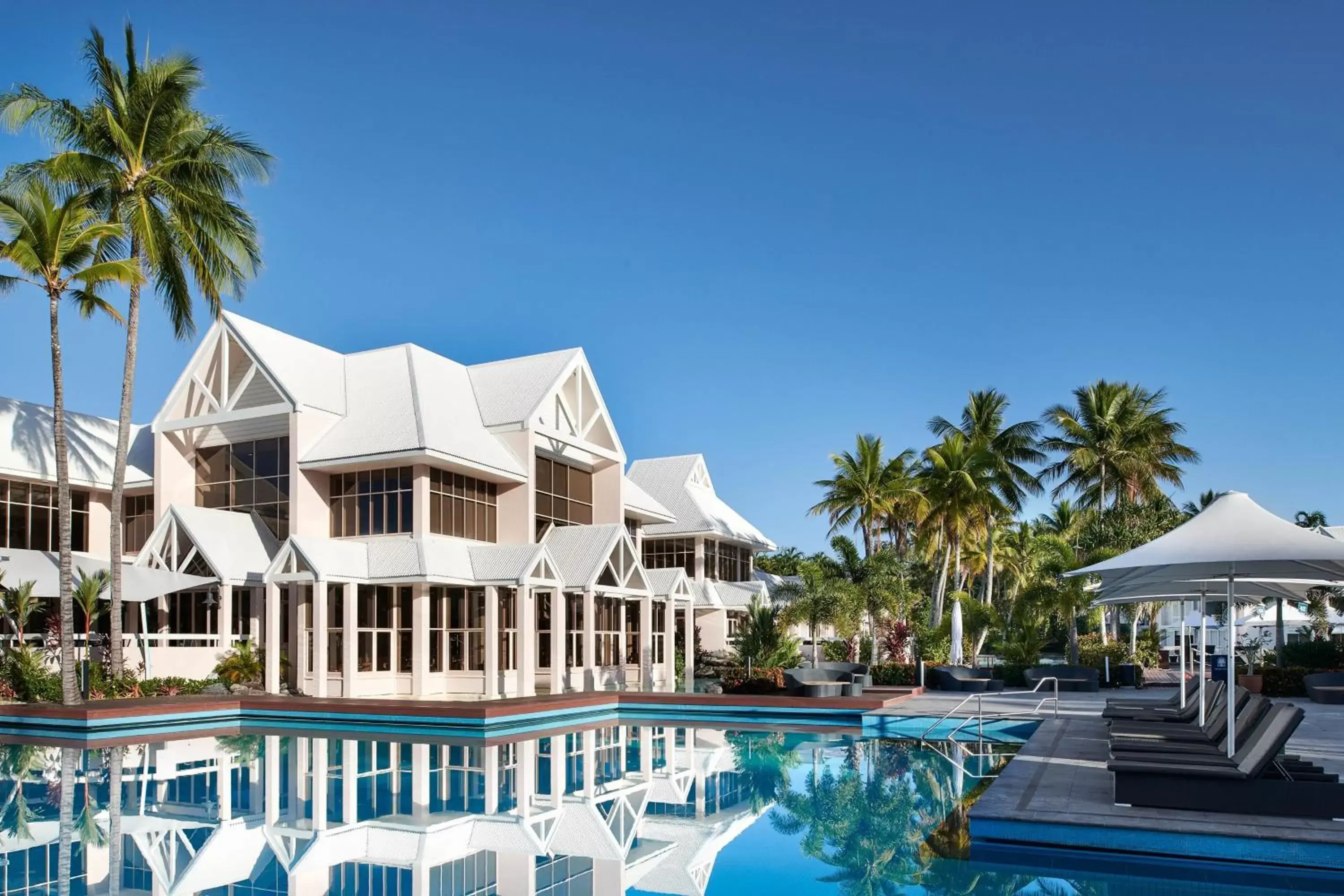 Swimming Pool in Sheraton Grand Mirage Resort, Port Douglas