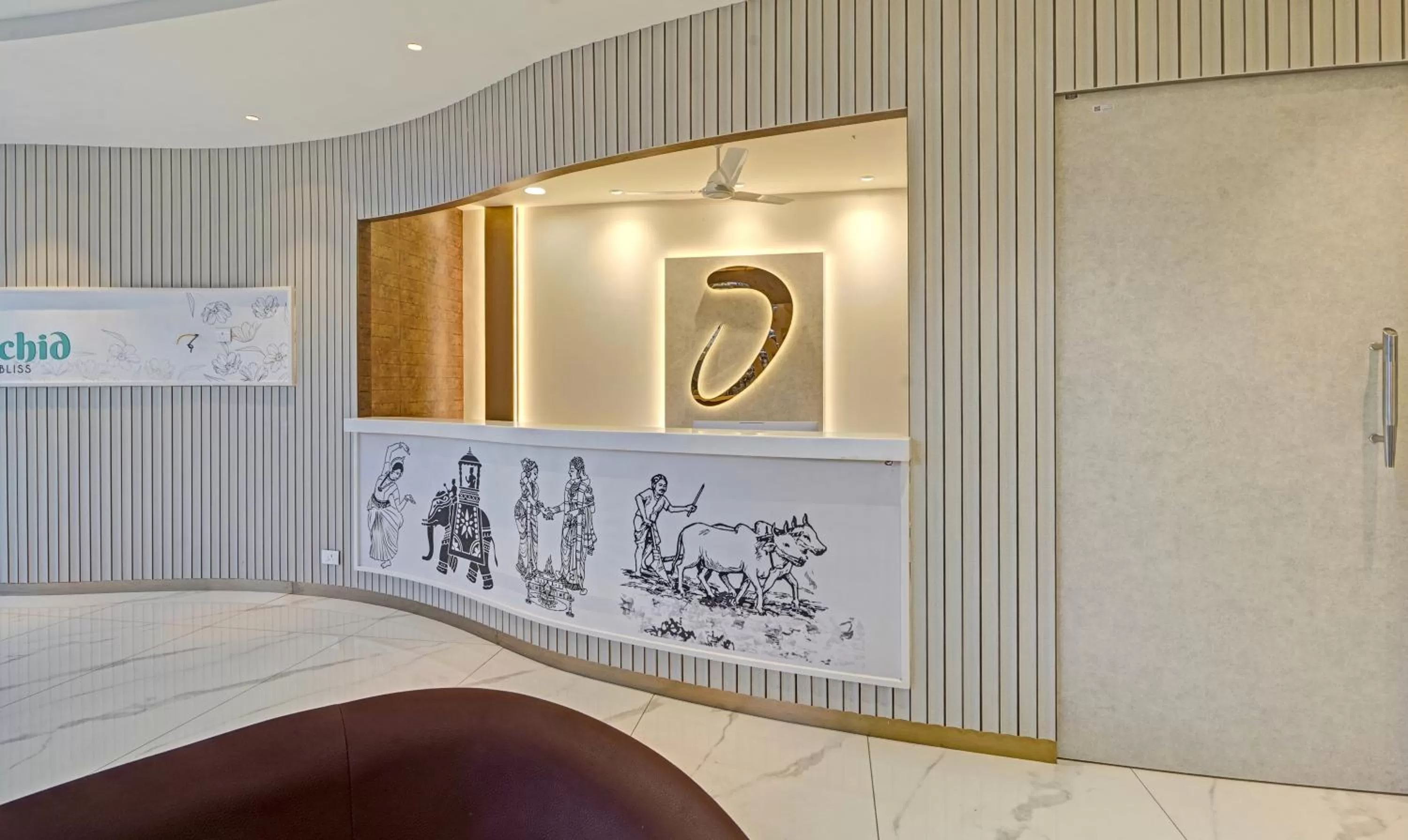 Lobby or reception, Bed in Treebo Premium La Orchid, Big Temple