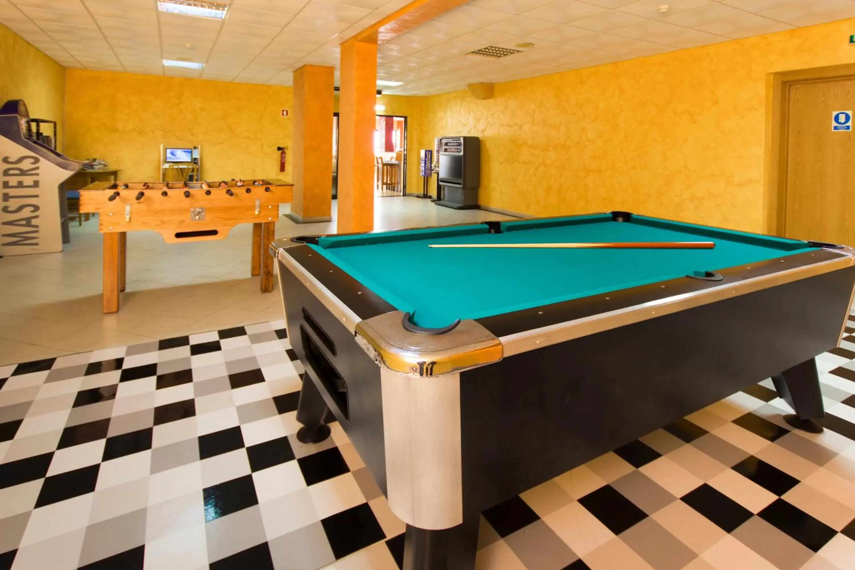 Game Room, Billiards in Aparthotel Paladim & Alagoamar