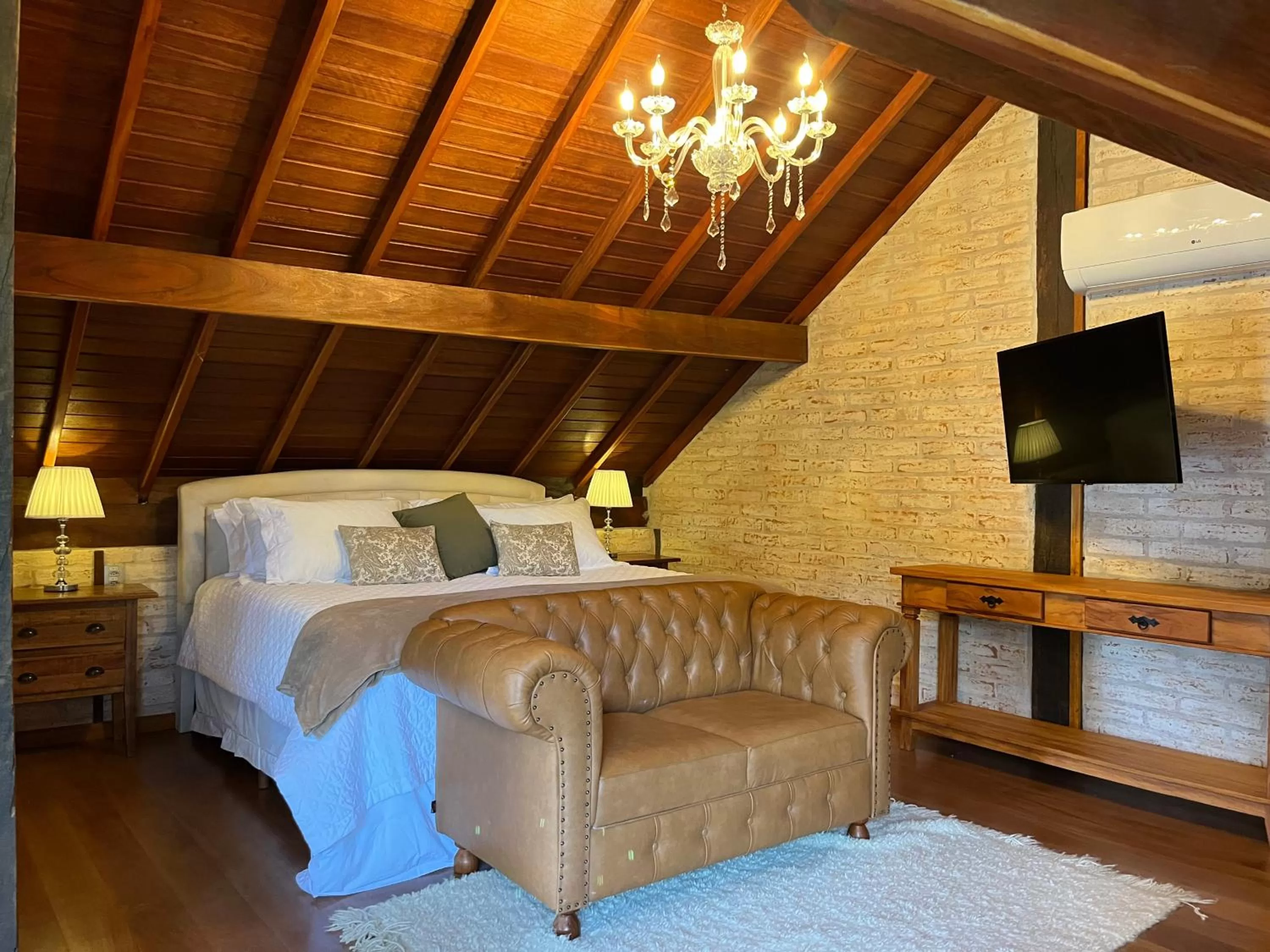 Photo of the whole room, Seating Area in Pousada Dona Bendita