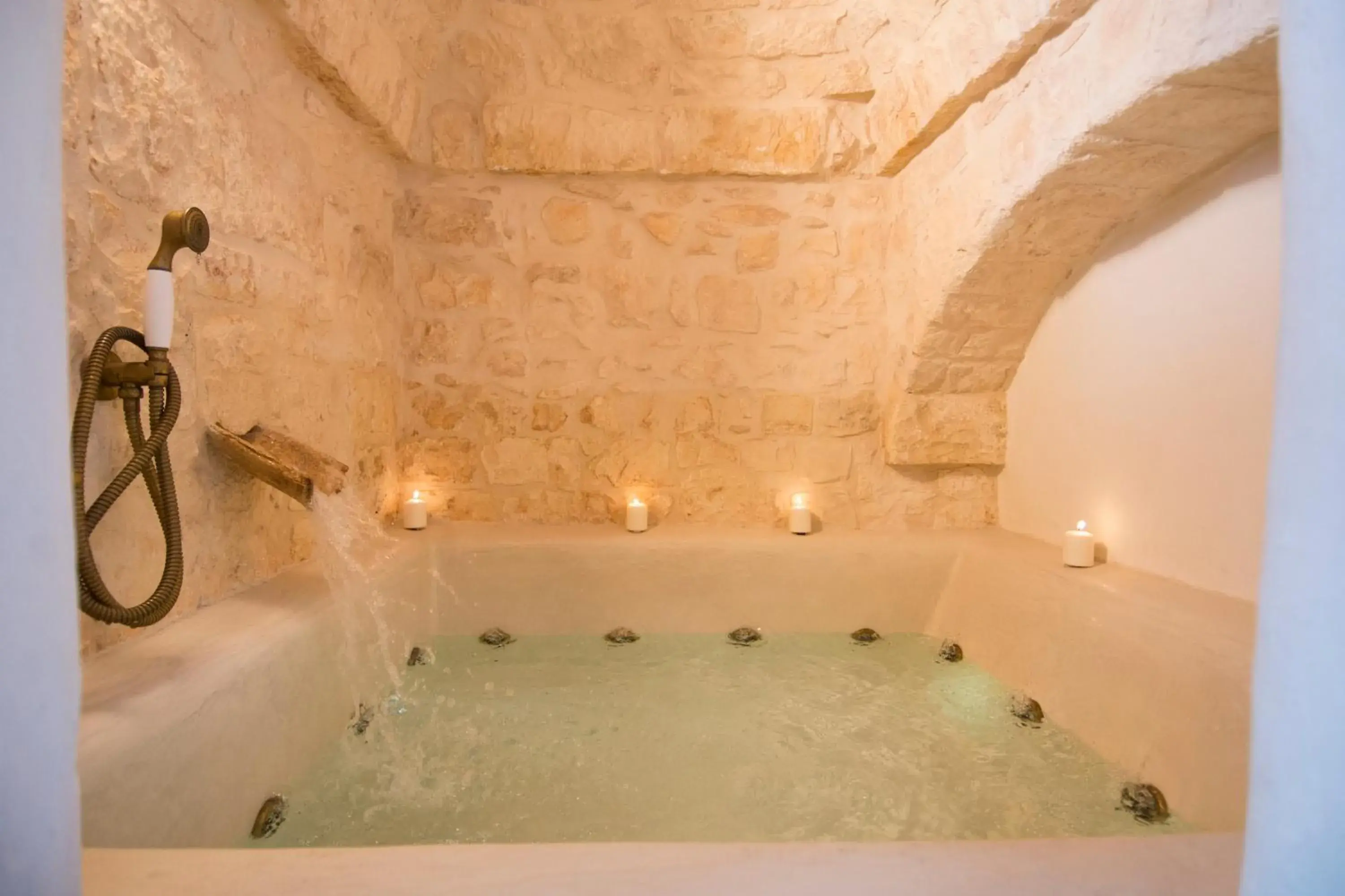 Hot Tub in Masseria Salinola