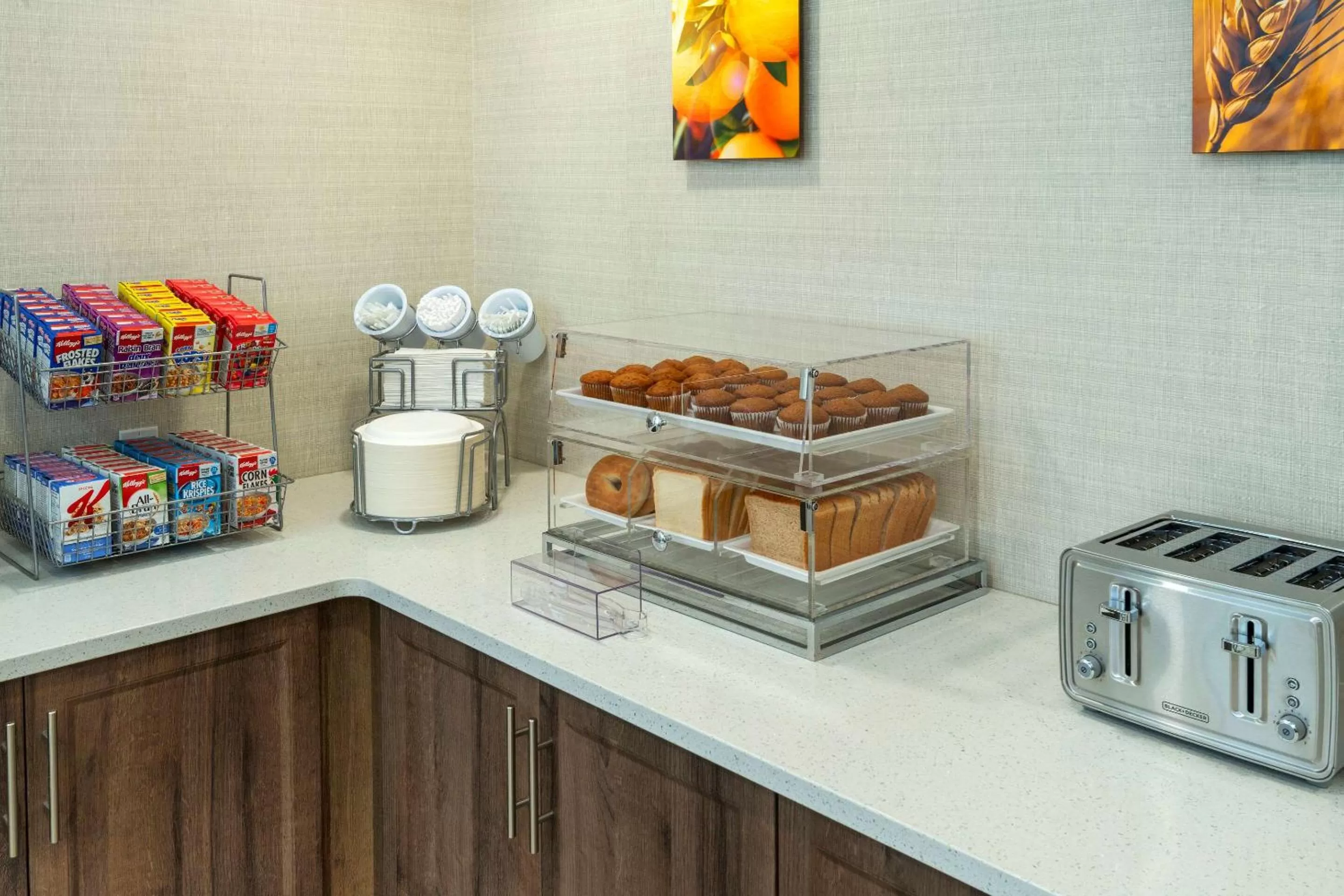 Breakfast in Comfort Inn & Suites