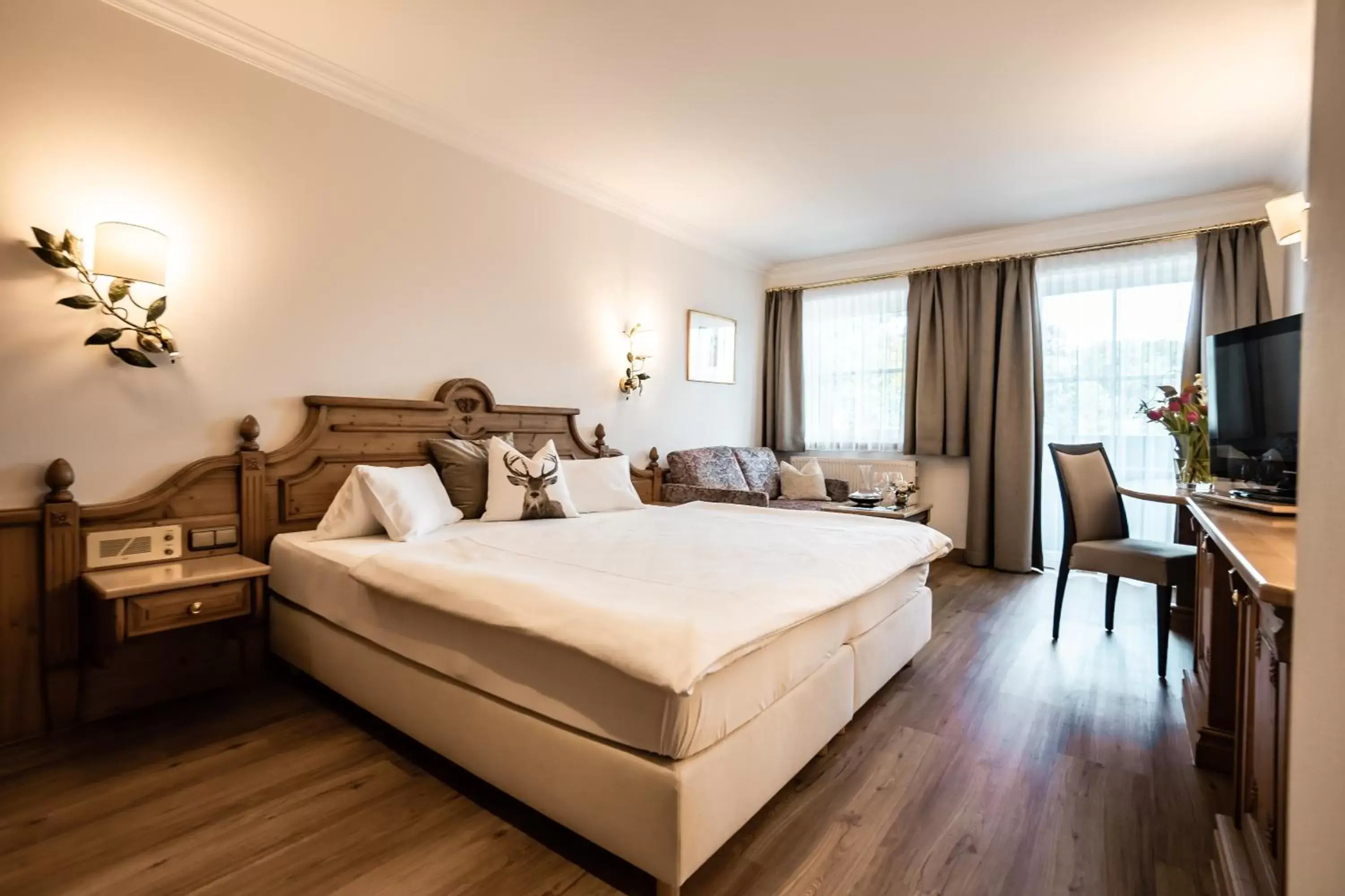 Double Room Street View in Hotel Hubertushof Double Room Street View in Hotel Hubertushof