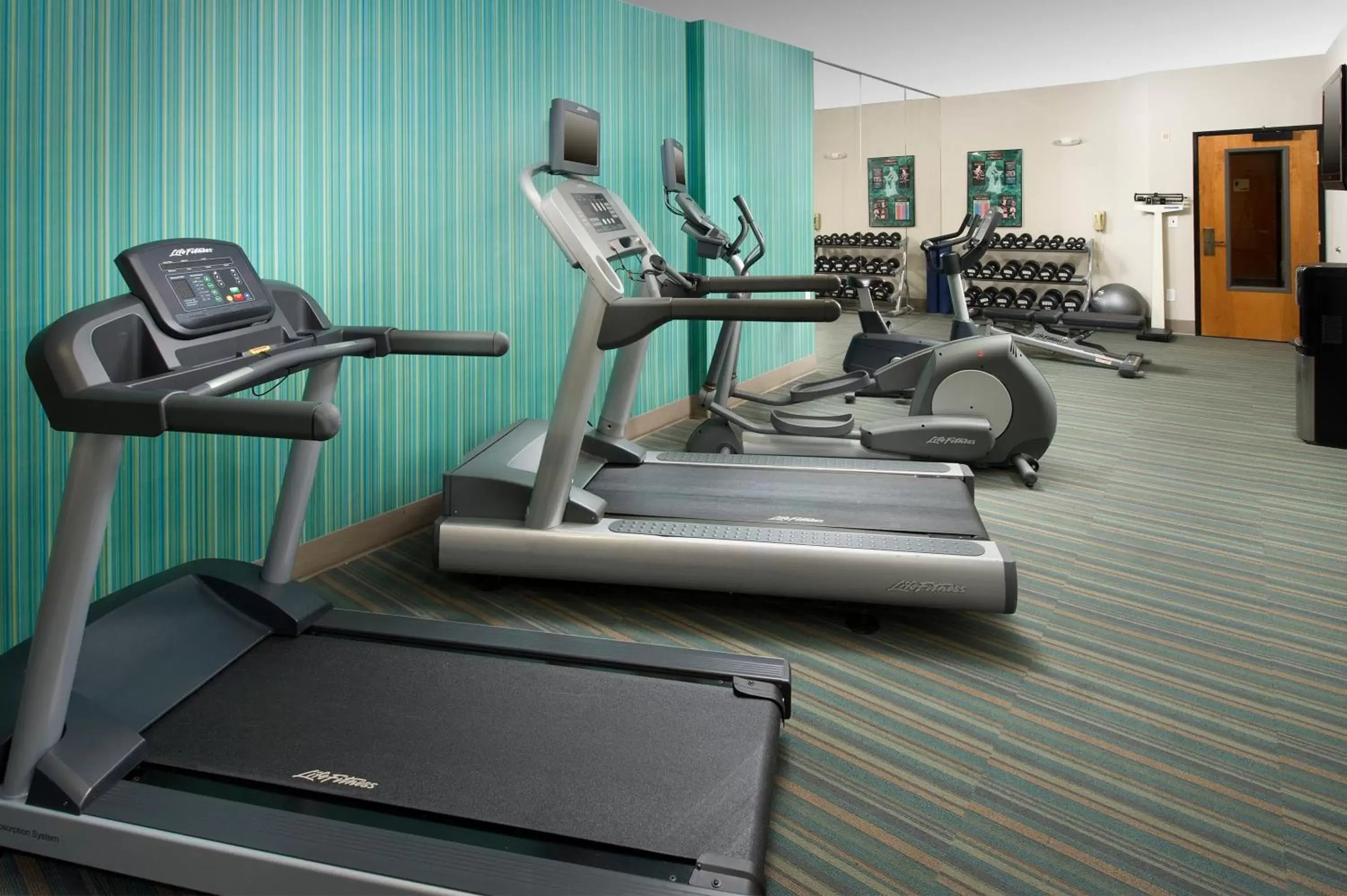 Fitness centre/facilities, Fitness Center/Facilities in Holiday Inn Express & Suites San Antonio - Downtown Market Area, an IHG Hotel