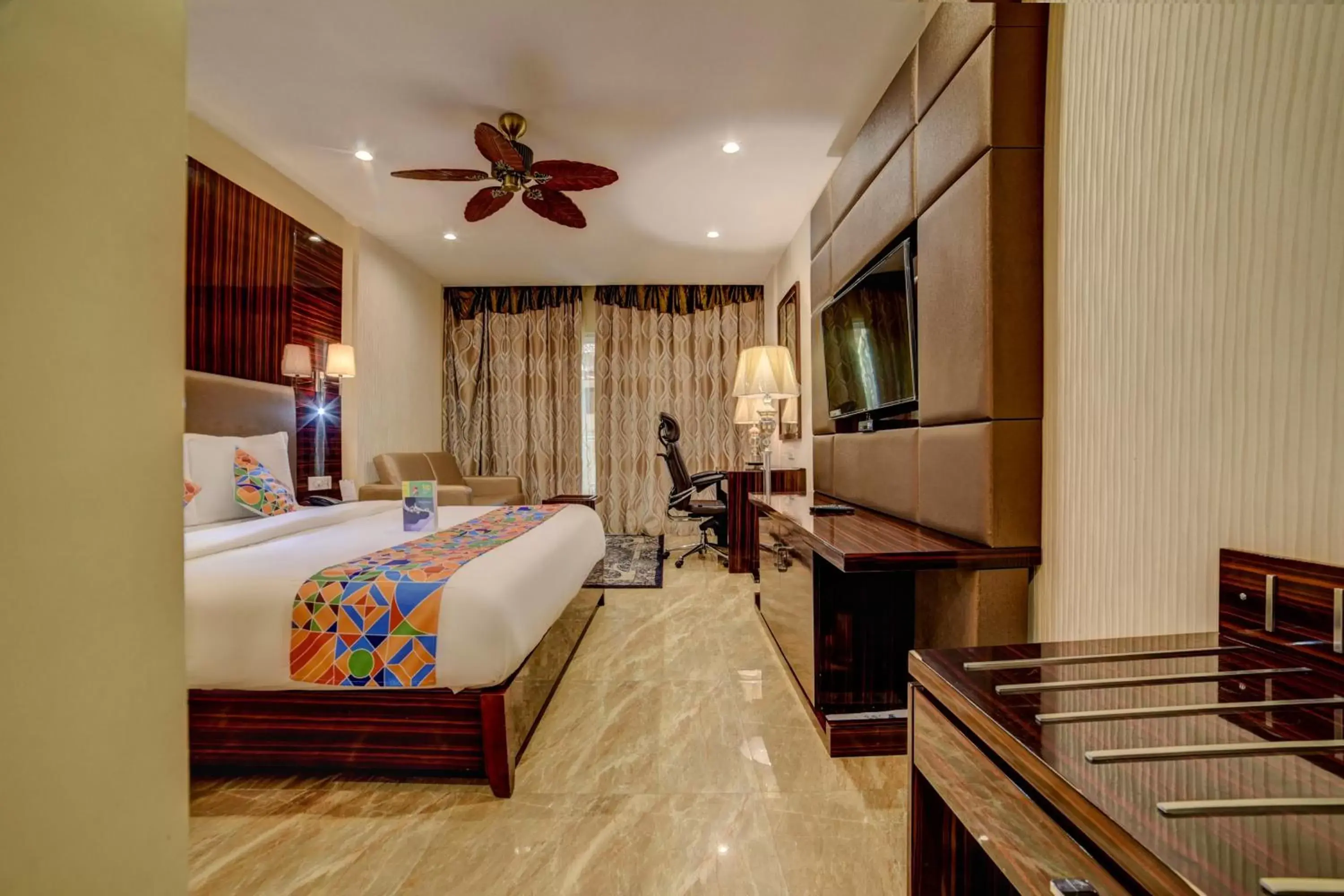 Bed in Fabhotel Prime Sarala Crown - 500M From Calangute Beach Bed in Fabhotel Prime Sarala Crown - 500M From Calangute Beach