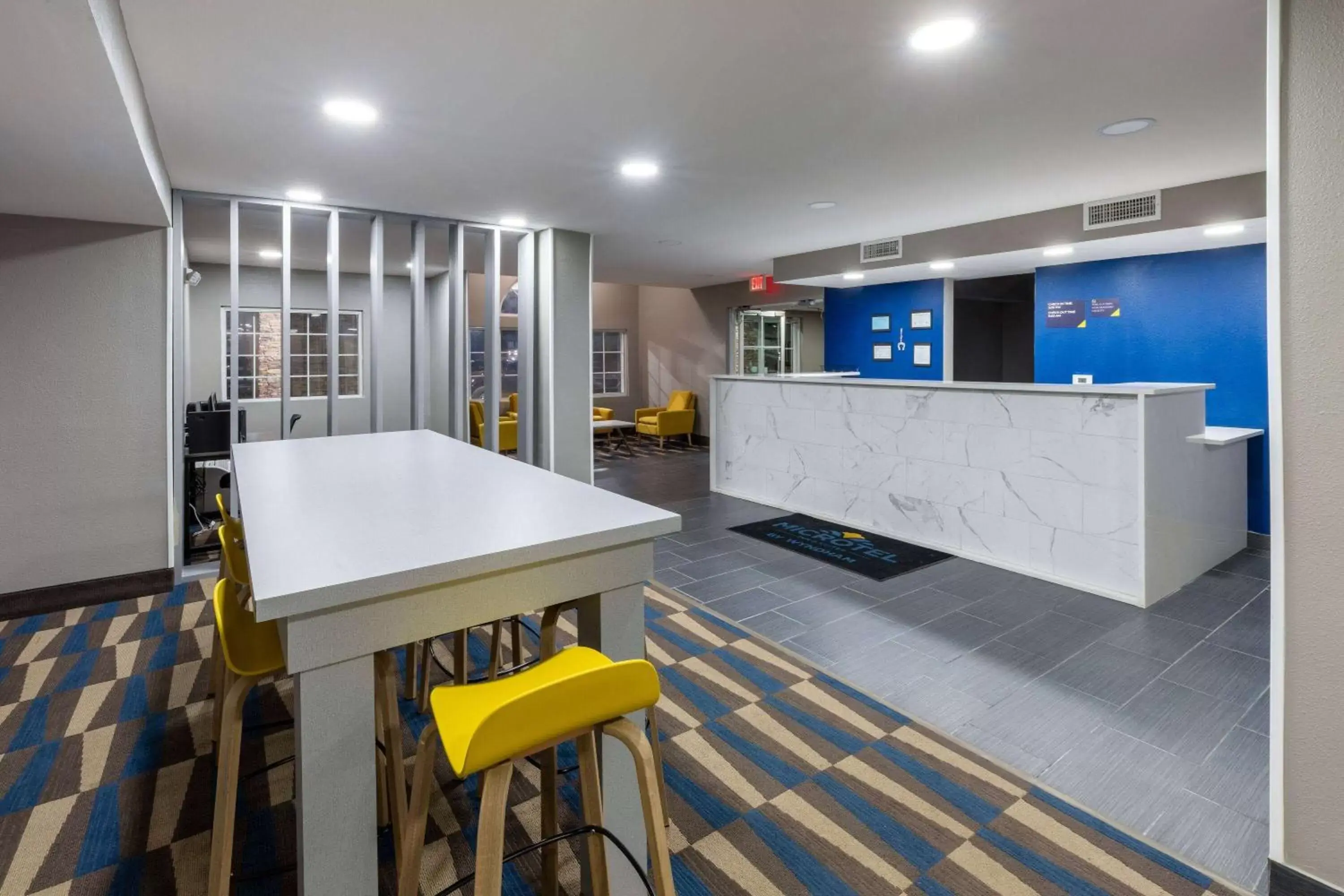 Lobby or reception in Microtel Inn & Suites by Wyndham Bossier City Lobby or reception in Microtel Inn & Suites by Wyndham Bossier City