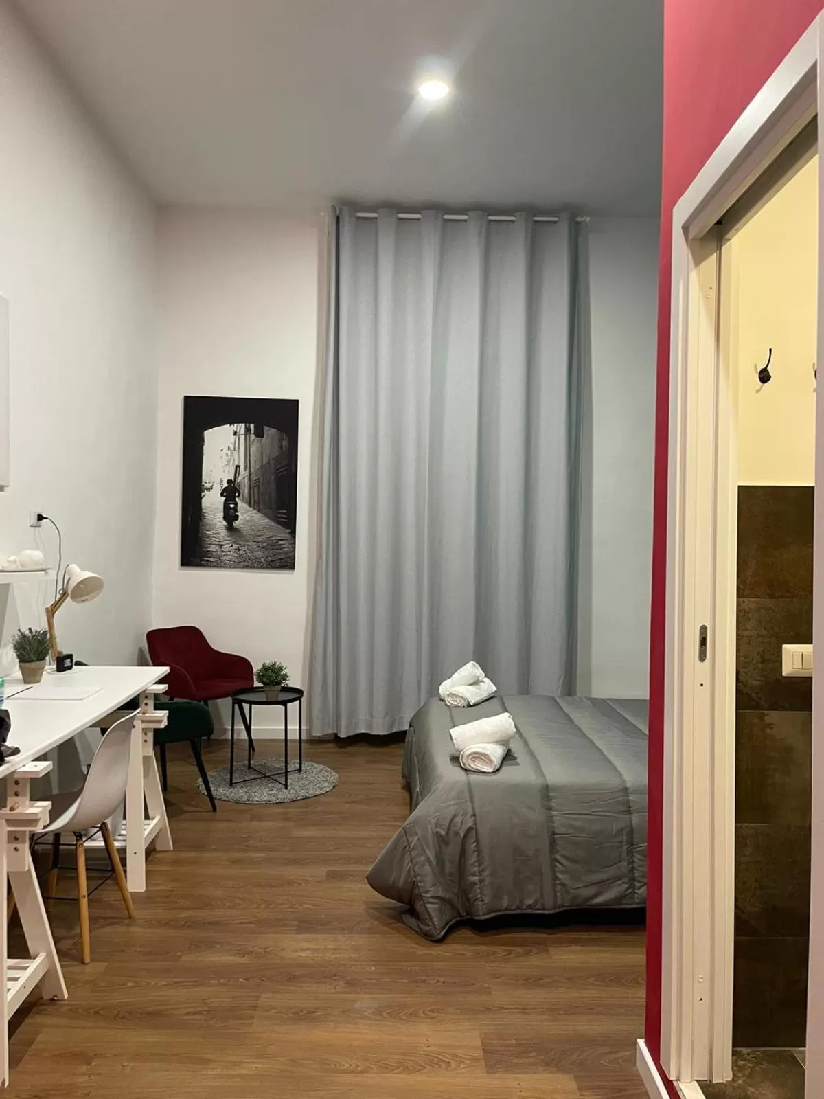 Bed in Mafalda - Napoli Rooms