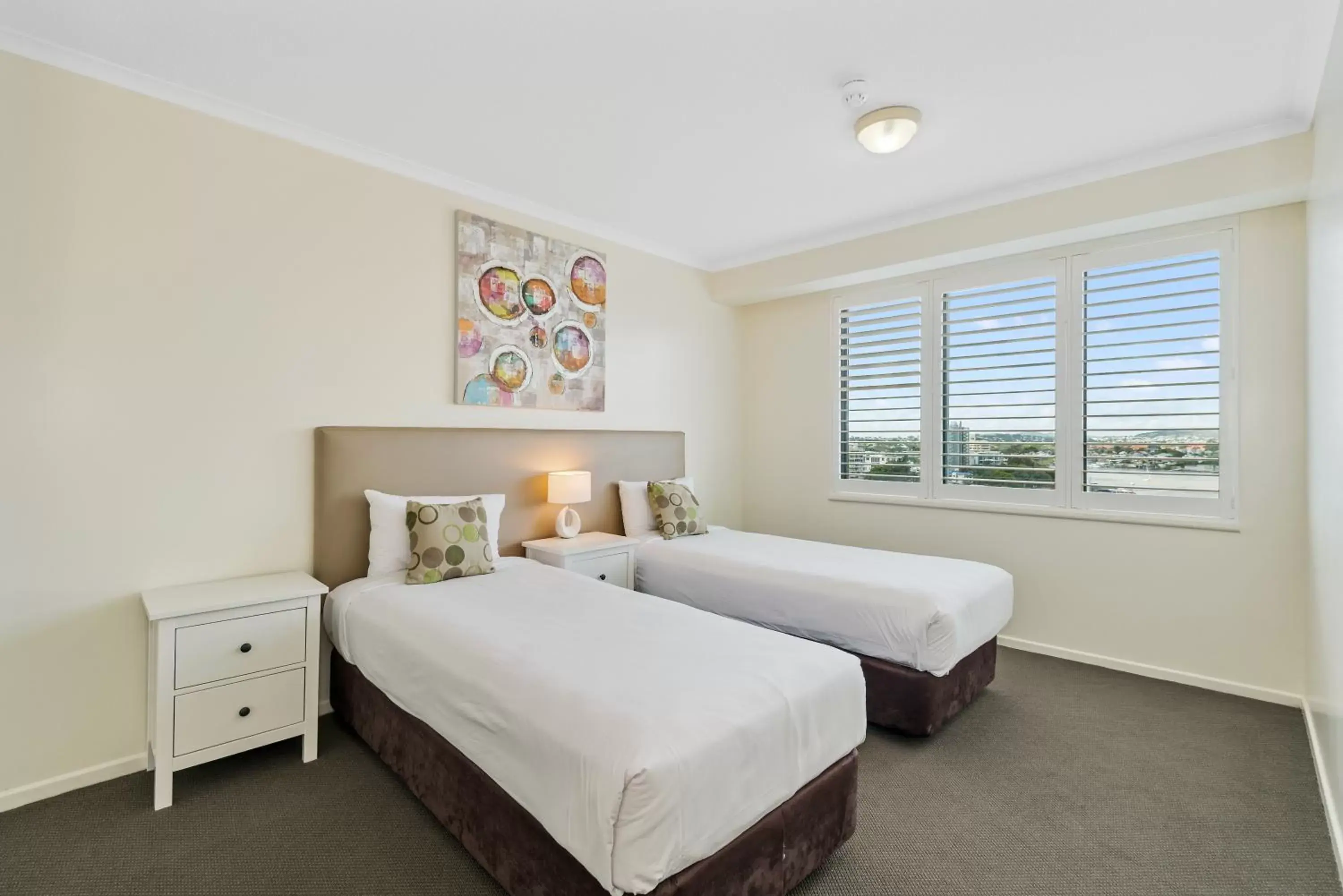 Bedroom, Bed in Central Dockside Apartment Hotel