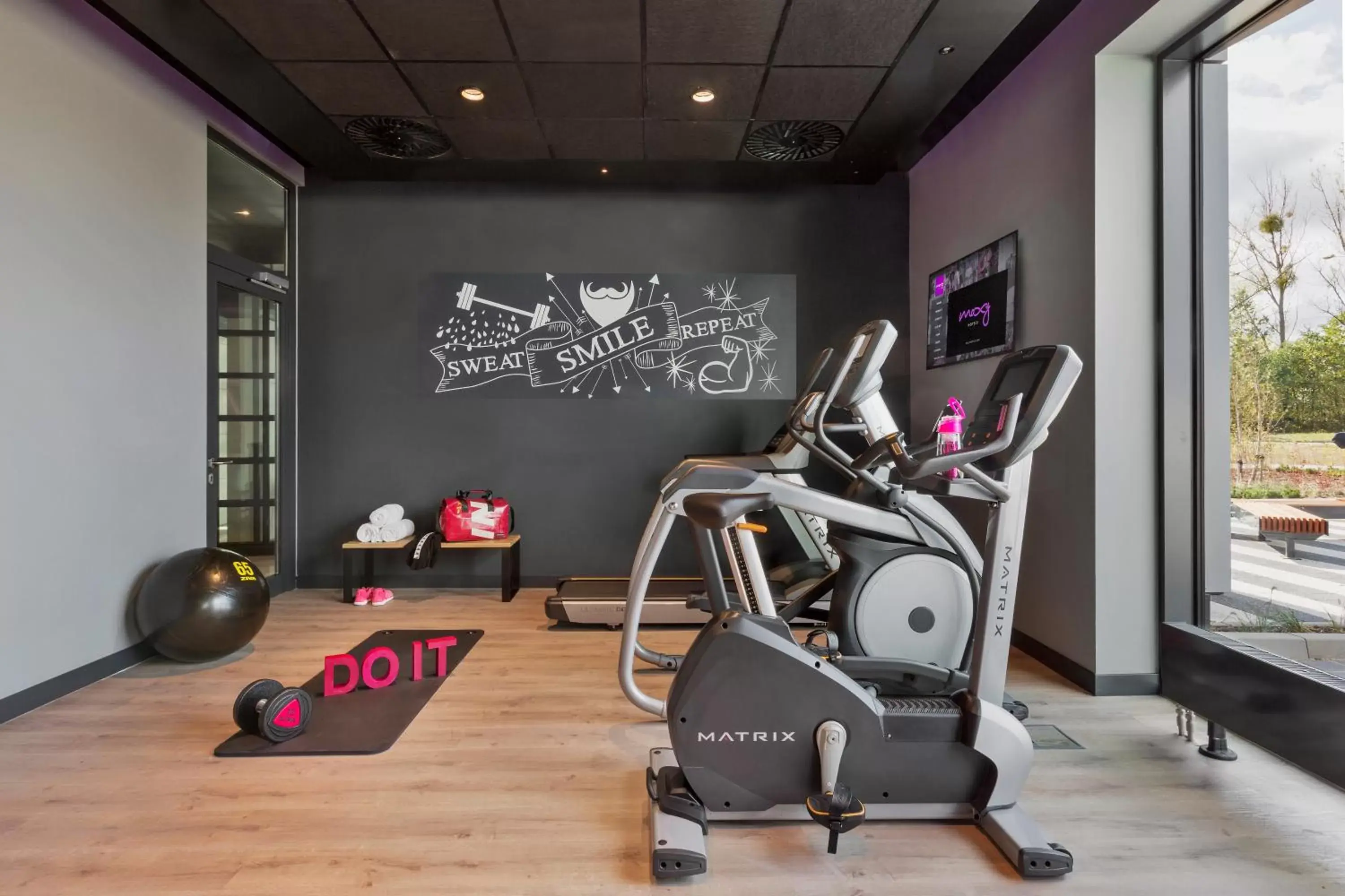 Fitness centre/facilities, Fitness Center/Facilities in Moxy Katowice Airport