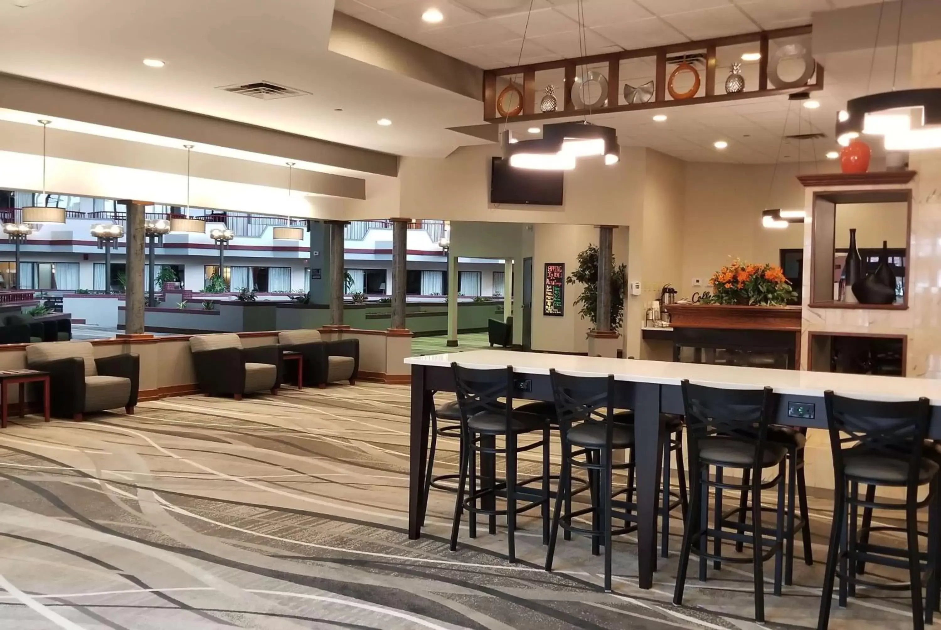 Lobby or reception, Restaurant/Places to Eat in Howard Johnson by Wyndham Lima