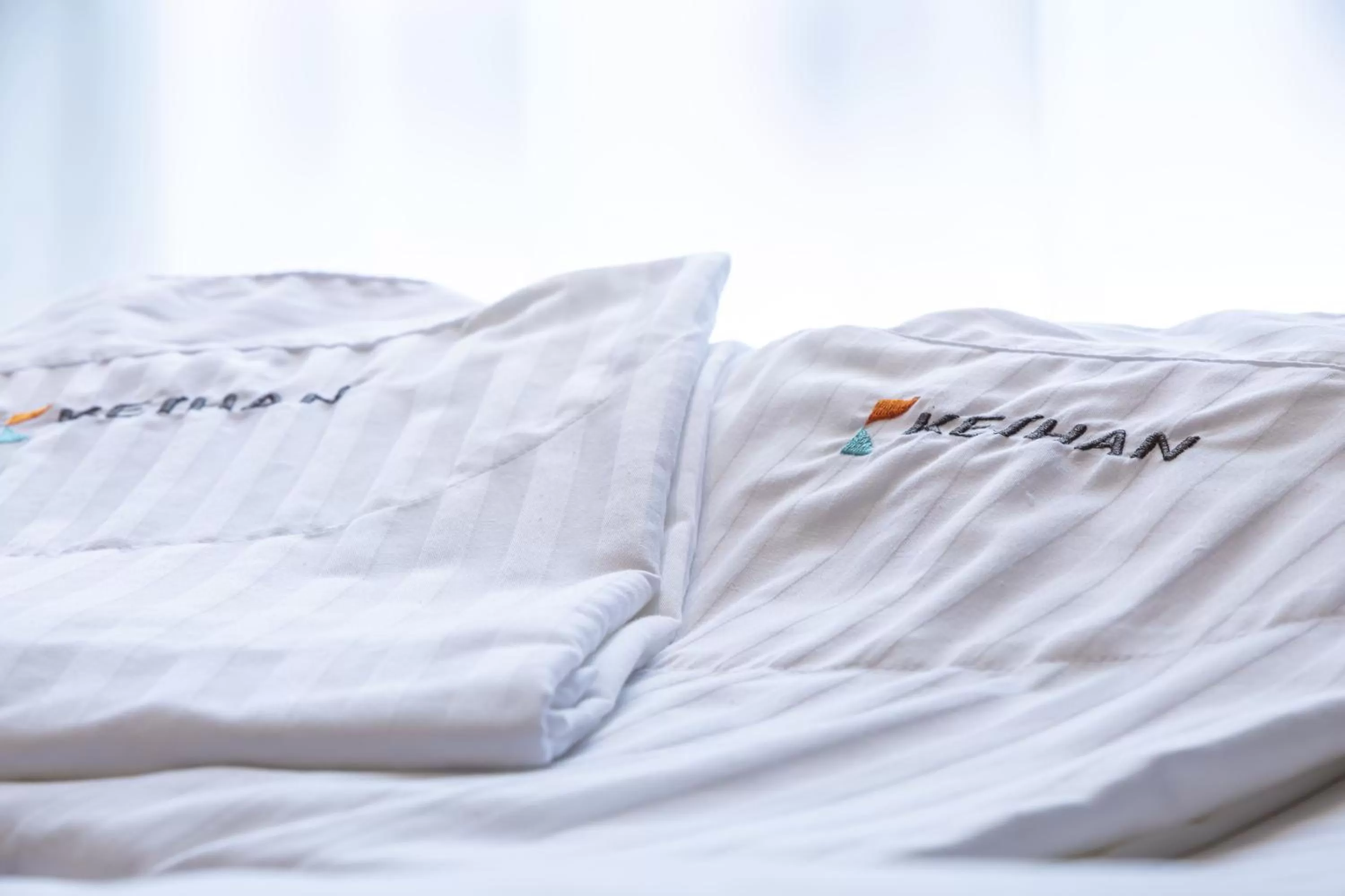 Photo of the whole room, Bed in Hotel Keihan Tenmabashi Ekimae