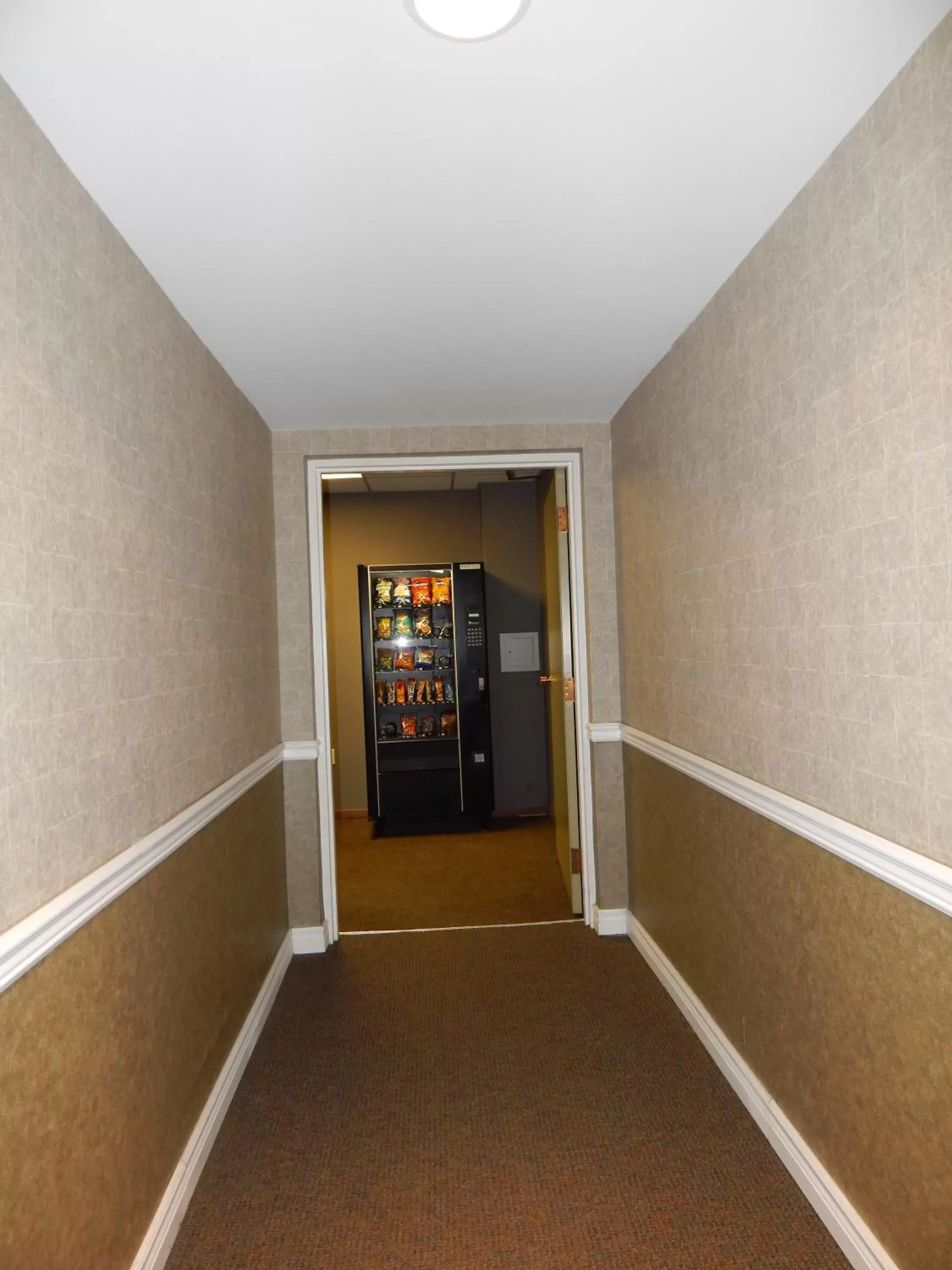 Food and drinks in Days Inn by Wyndham Cranbrook Conference Centre Food and drinks in Days Inn by Wyndham Cranbrook Conference Centre