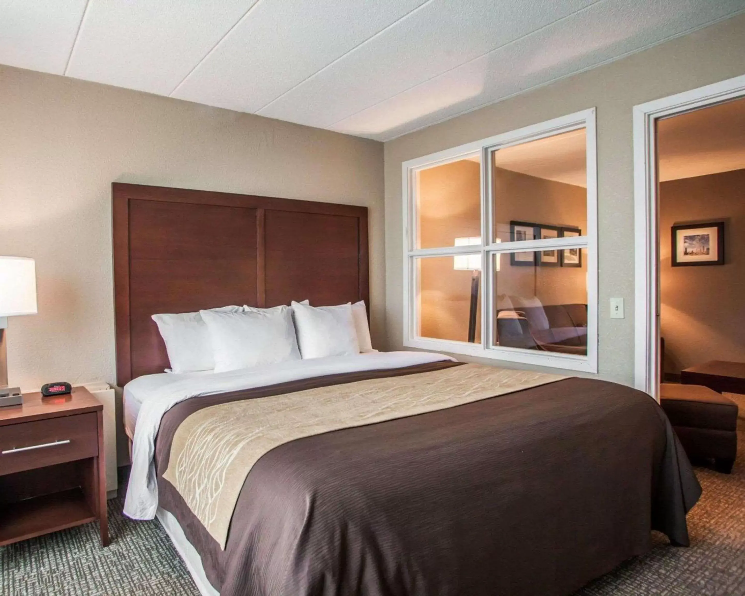 Bedroom, Bed in Quality Inn & Suites Orland Park - Chicago