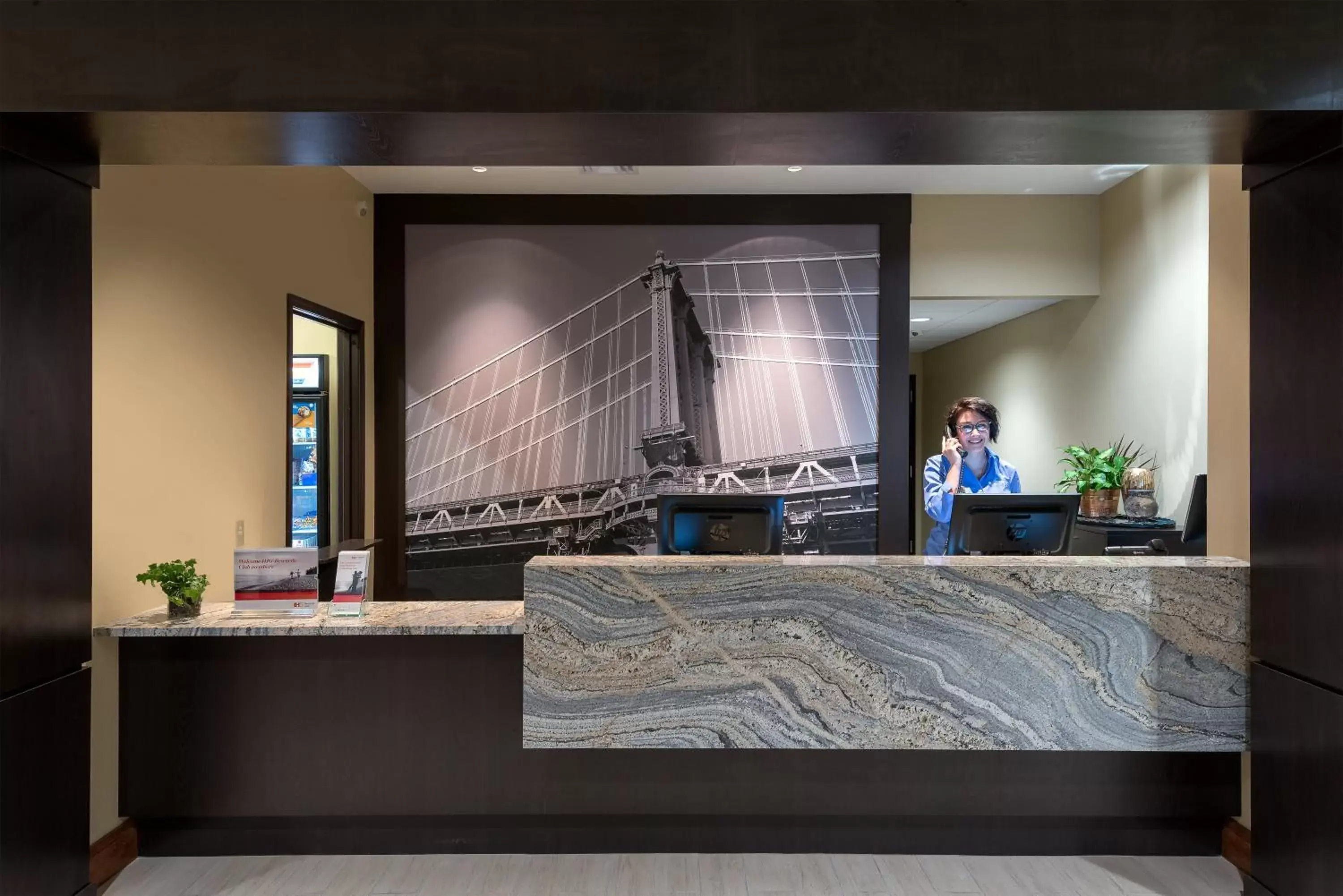 Property building, Lobby/Reception in Staybridge Suites Eau Claire - Altoona, an IHG Hotel