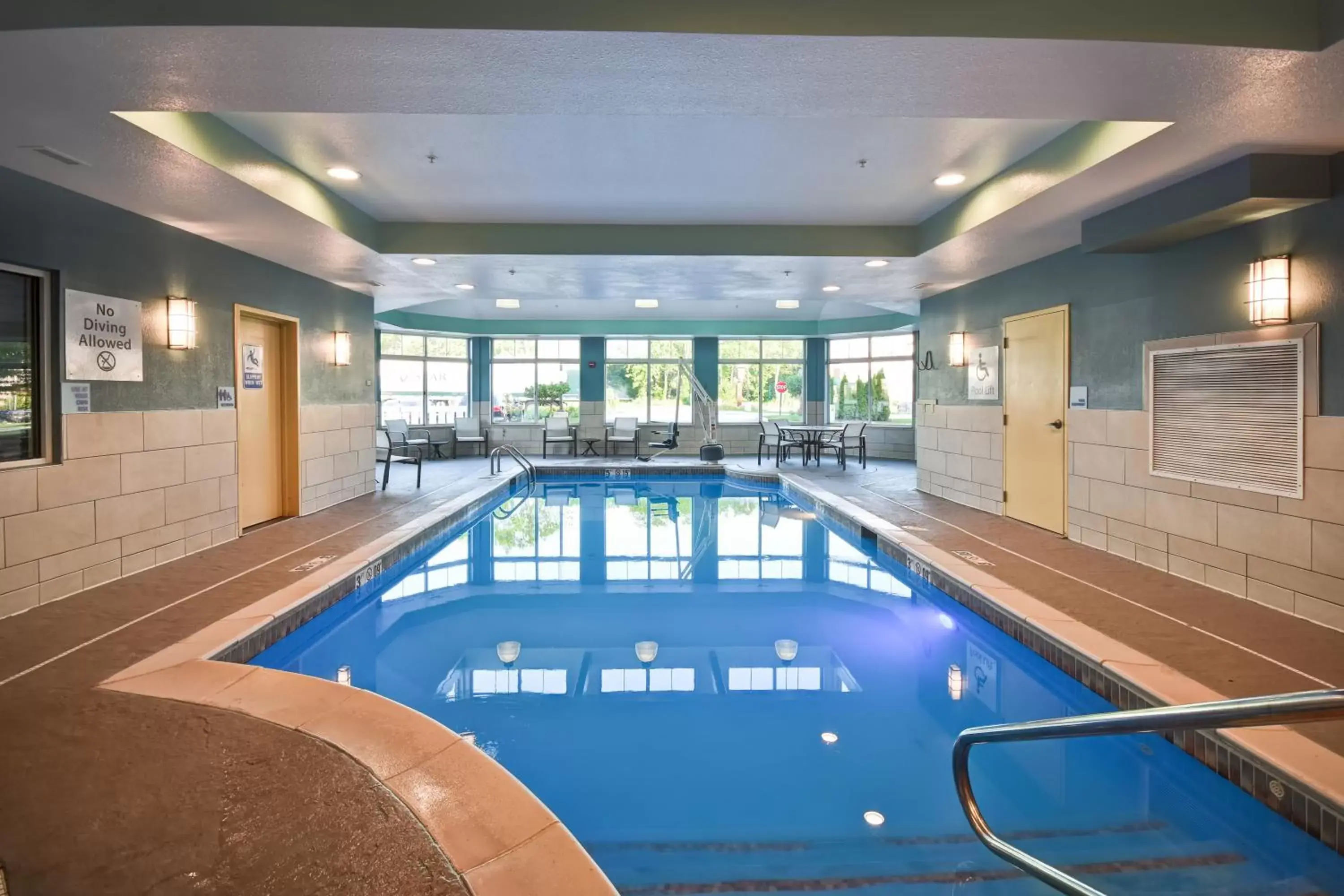 Swimming Pool in Holiday Inn Express & Suites Schererville, an IHG Hotel