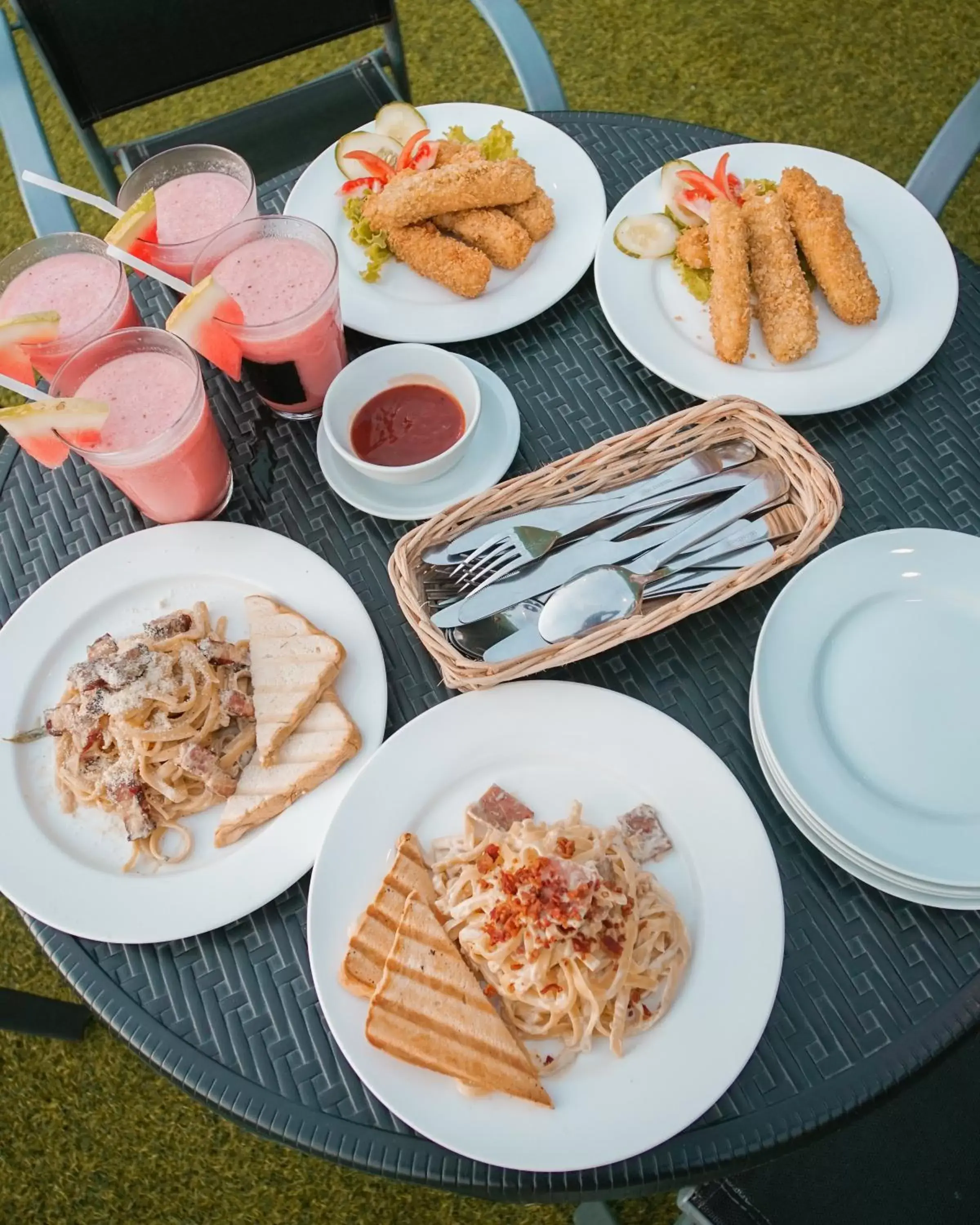 Breakfast in Coron Underwater Garden Resort