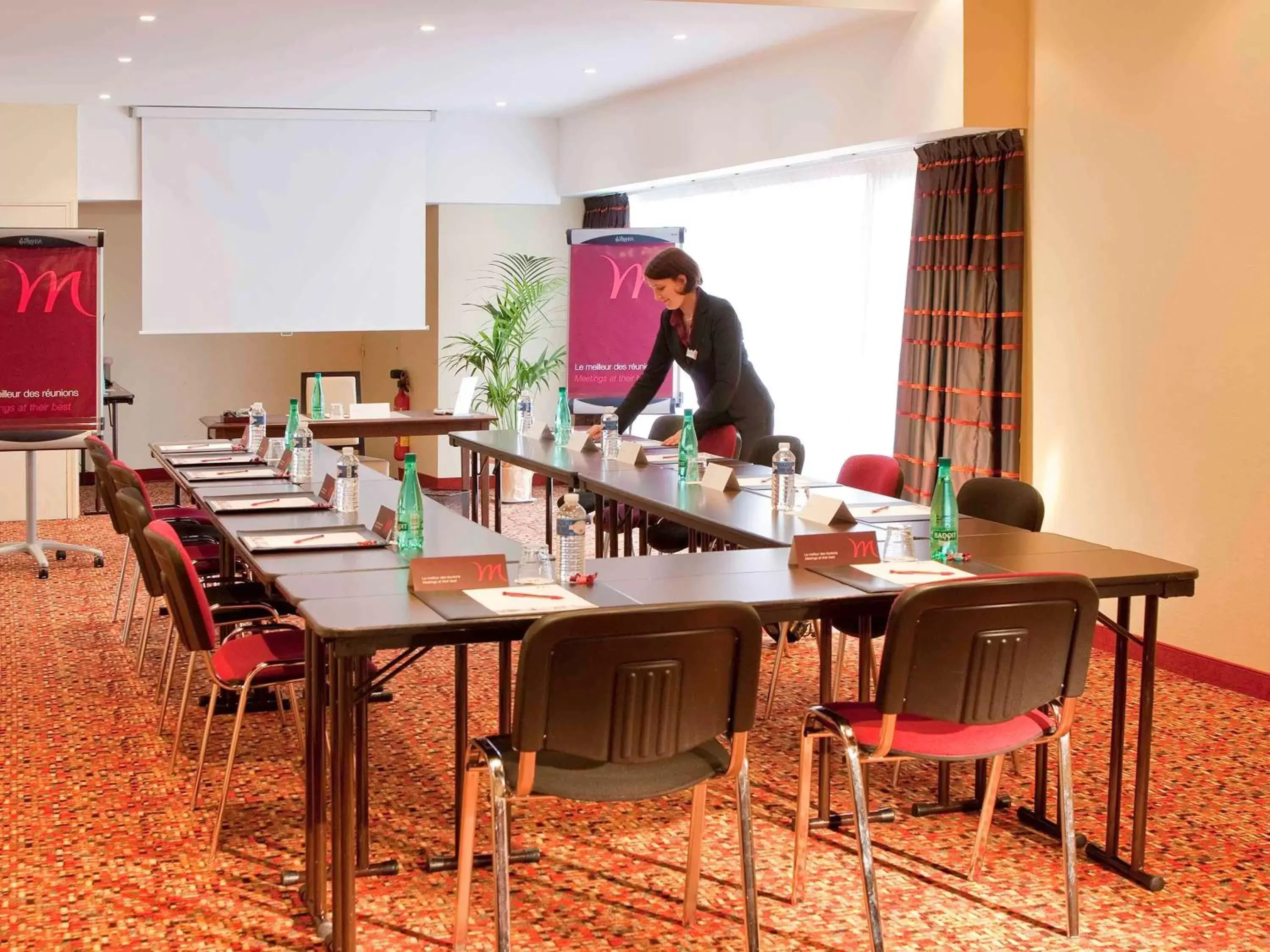 Meeting/conference room in Mercure Angers Centre Gare