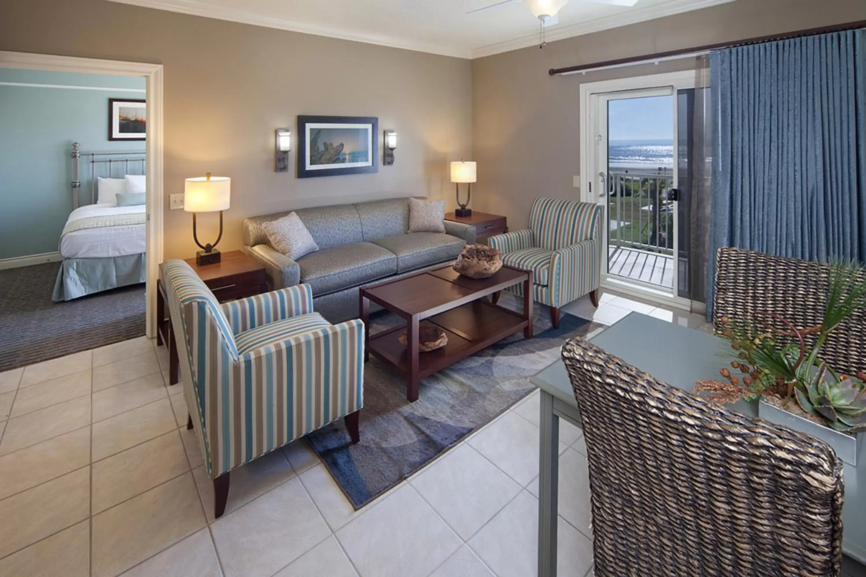 Bedroom, Seating Area in Holiday Inn Club Vacations Galveston Beach Resort, an IHG Hotel