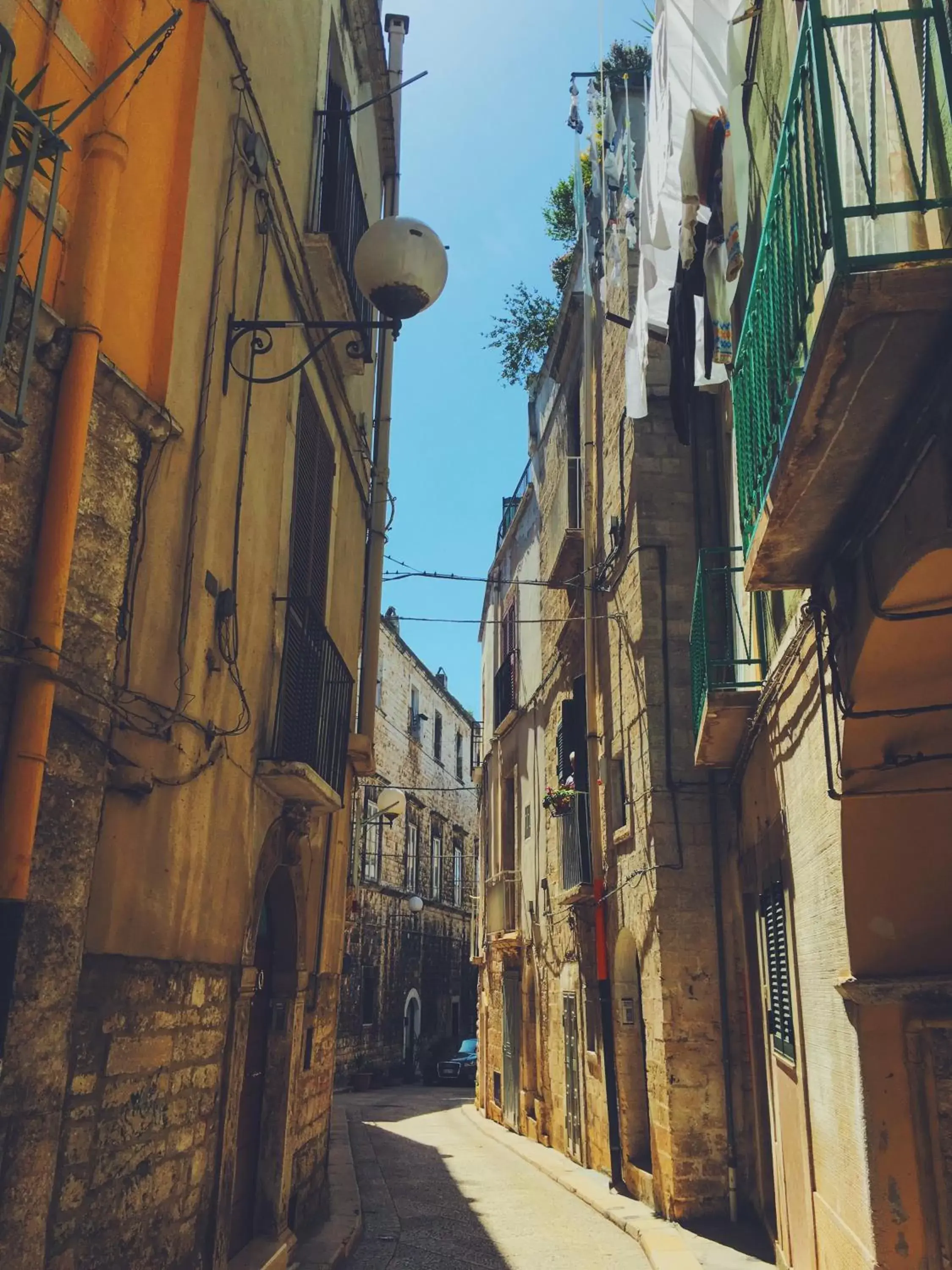 Street view, Neighborhood in Palazzo Siena De Facendis