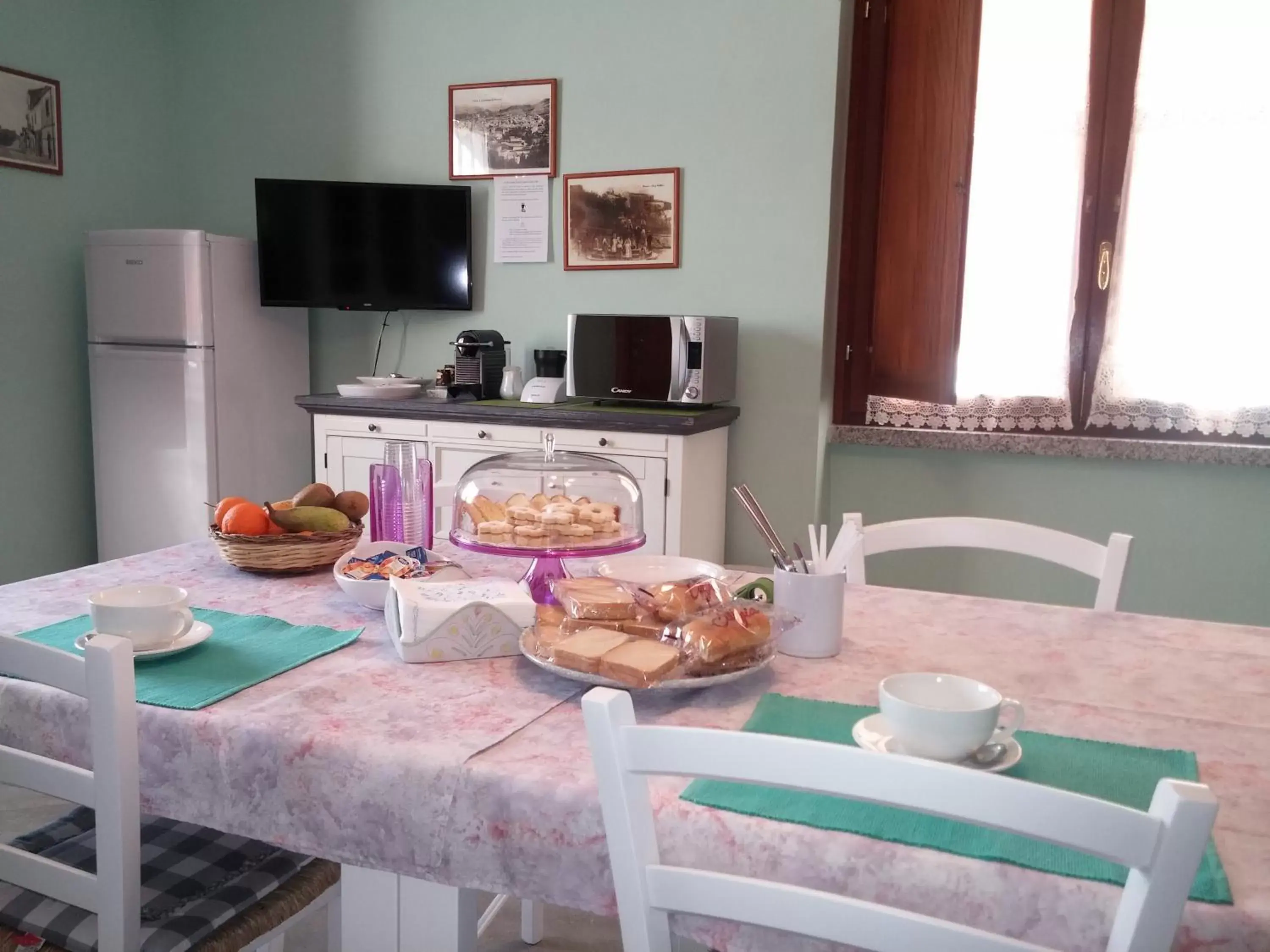 Dining Area in B&B Fiori