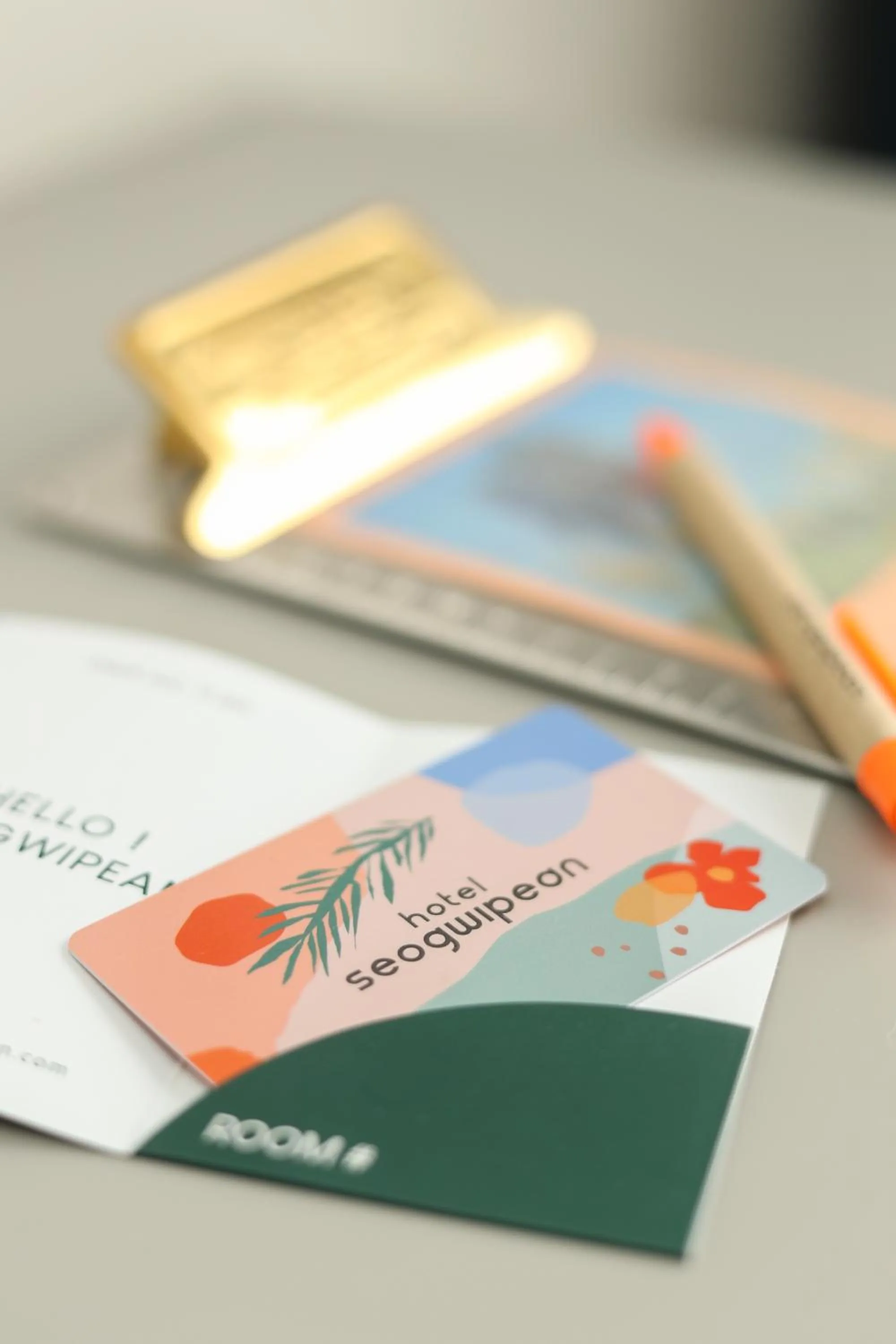 Text overlay in Hotel Seogwipean