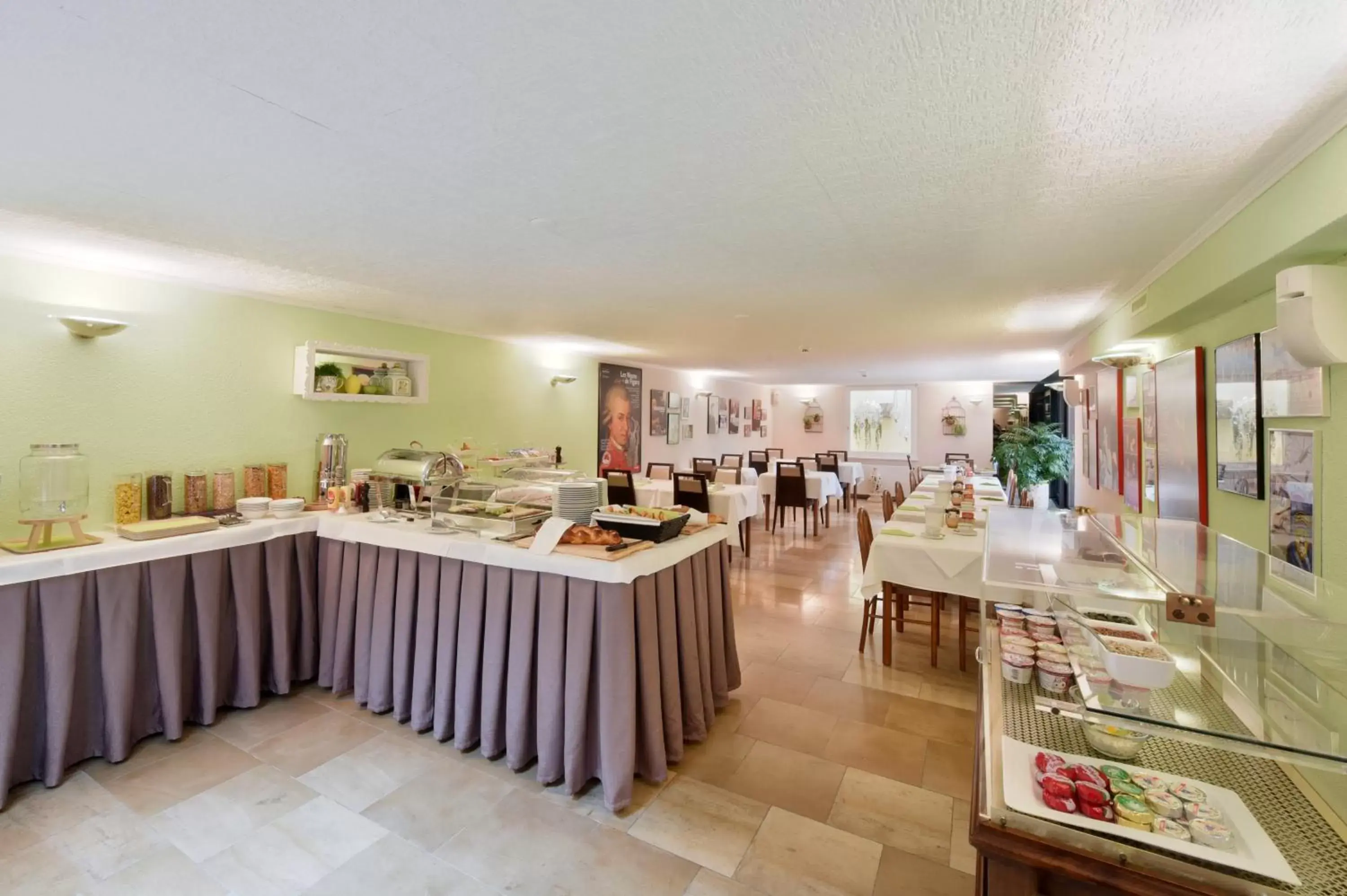 Restaurant/places to eat in Tulip Inn Beaulieu Lausanne Restaurant/places to eat in Tulip Inn Beaulieu Lausanne