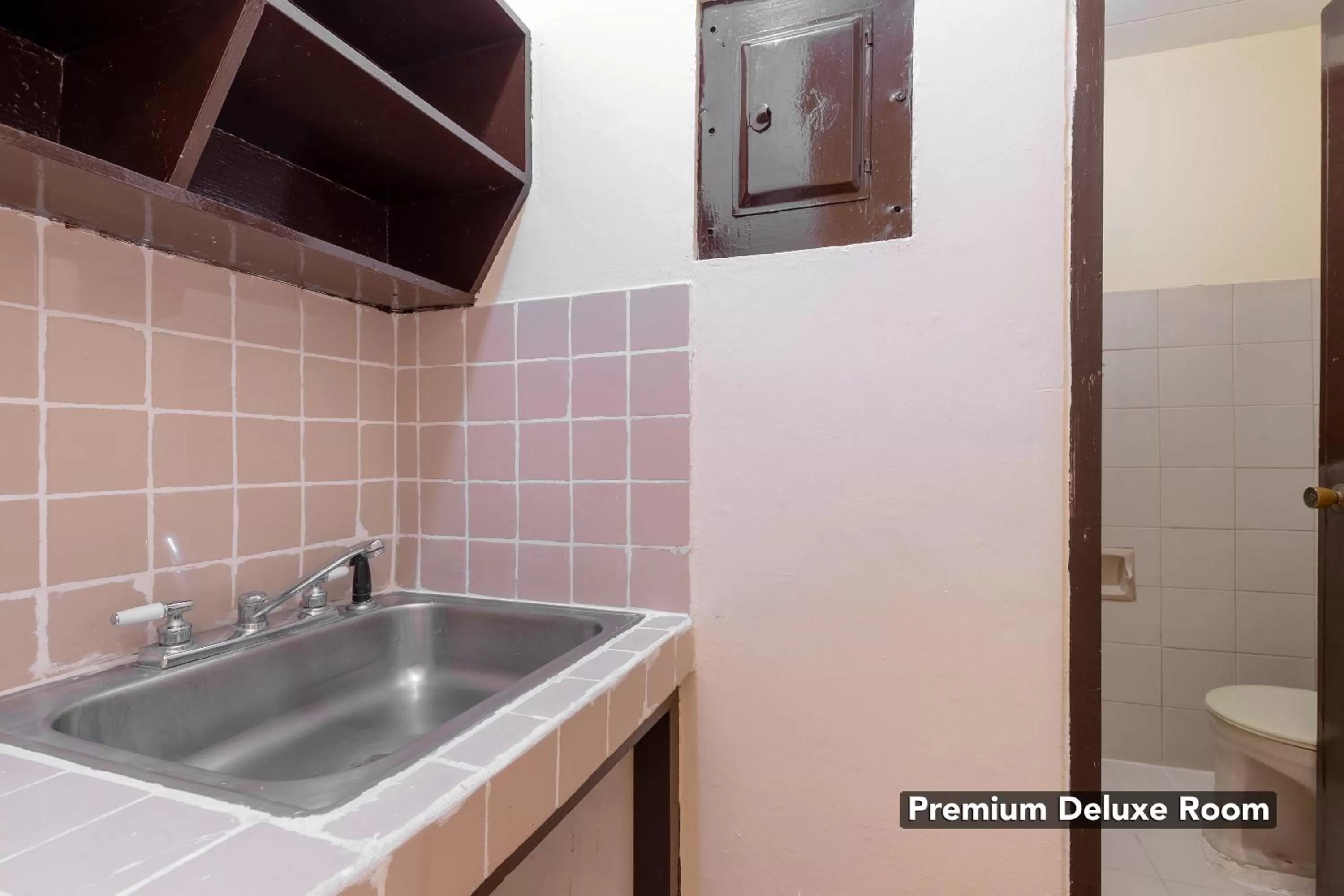 Bathroom in Victoria Mansions