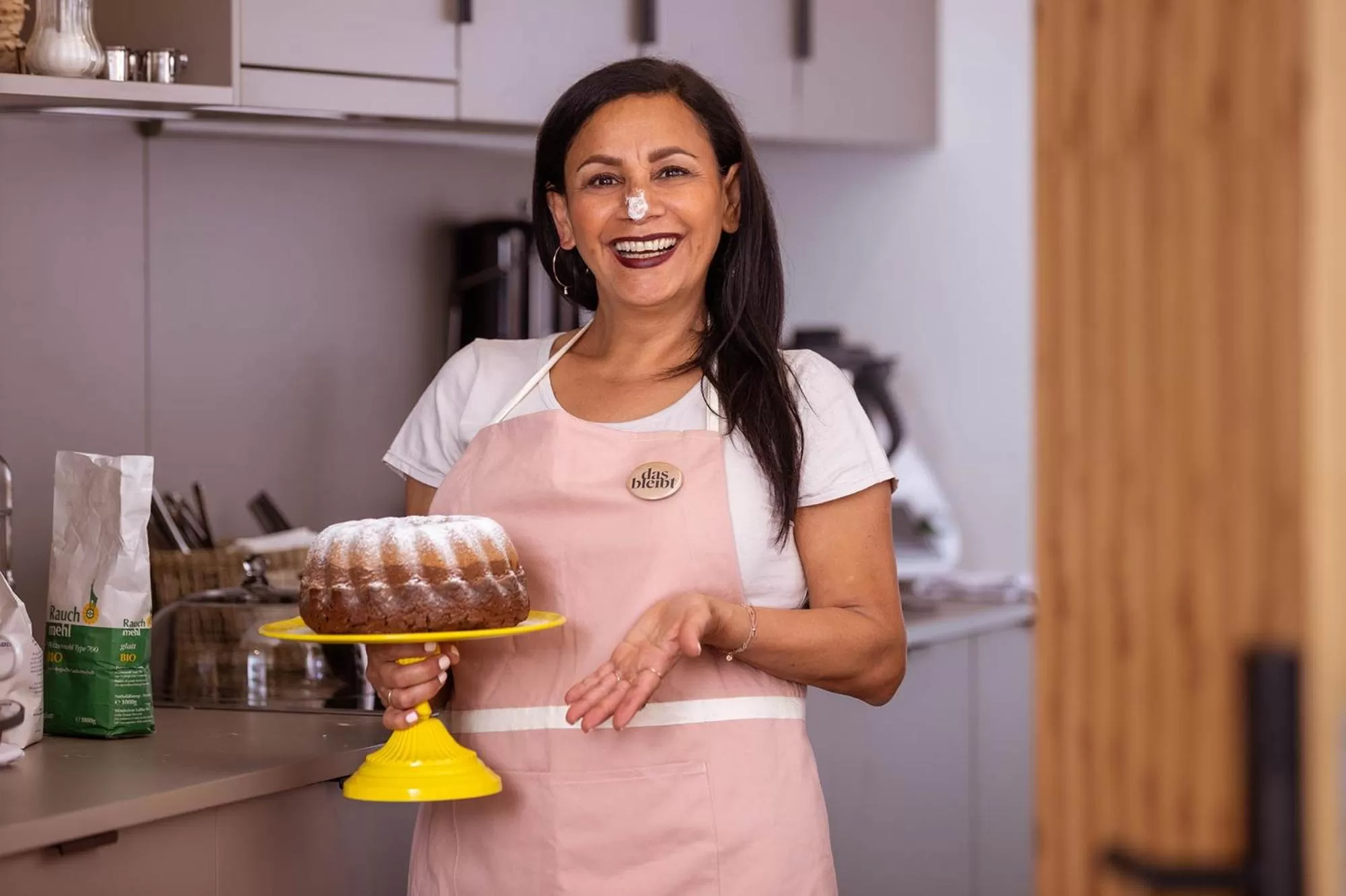 Communal lounge/ TV room in das bleibt Alpine Suites