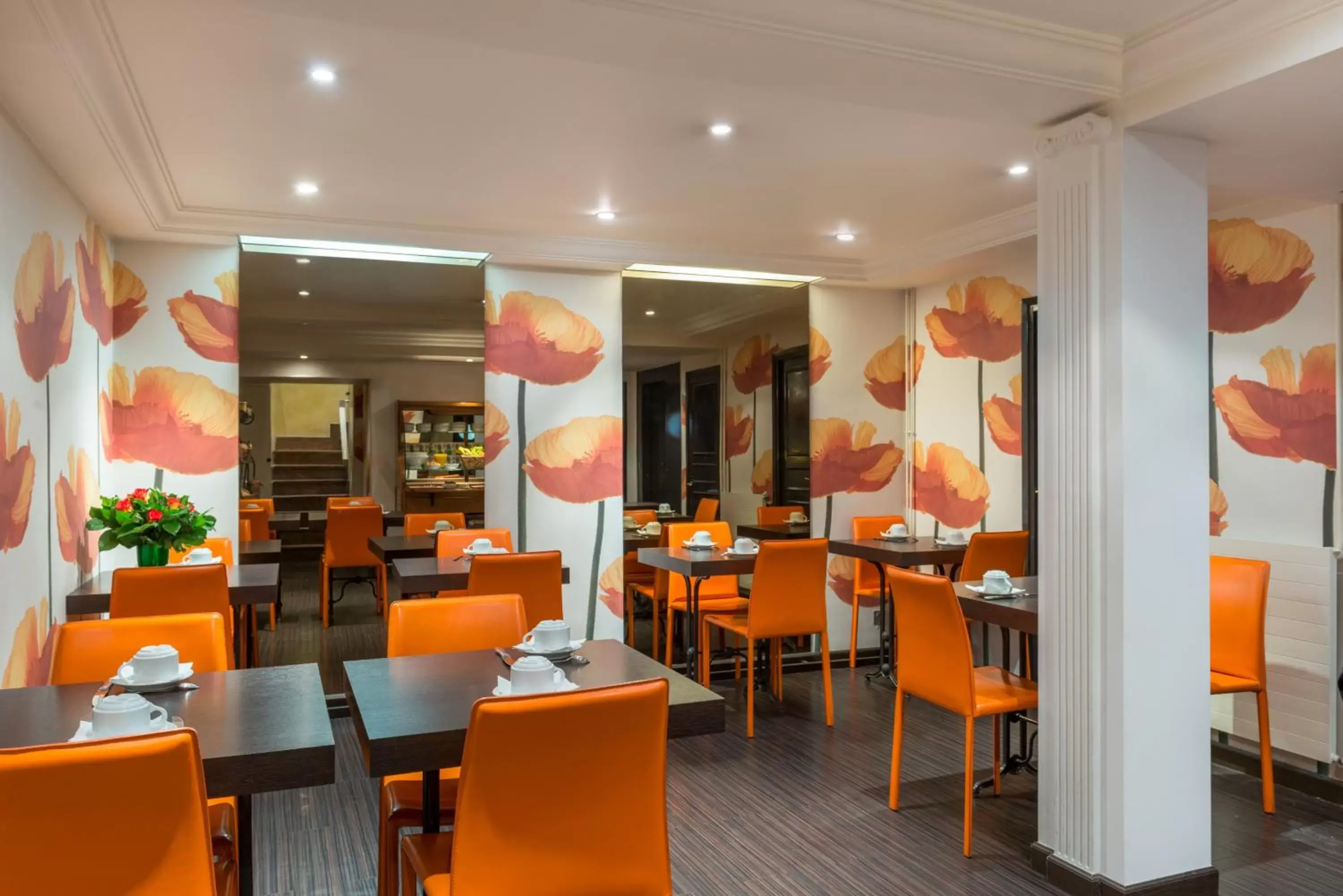 Food and drinks, Restaurant/Places to Eat in Neuilly Park Hotel