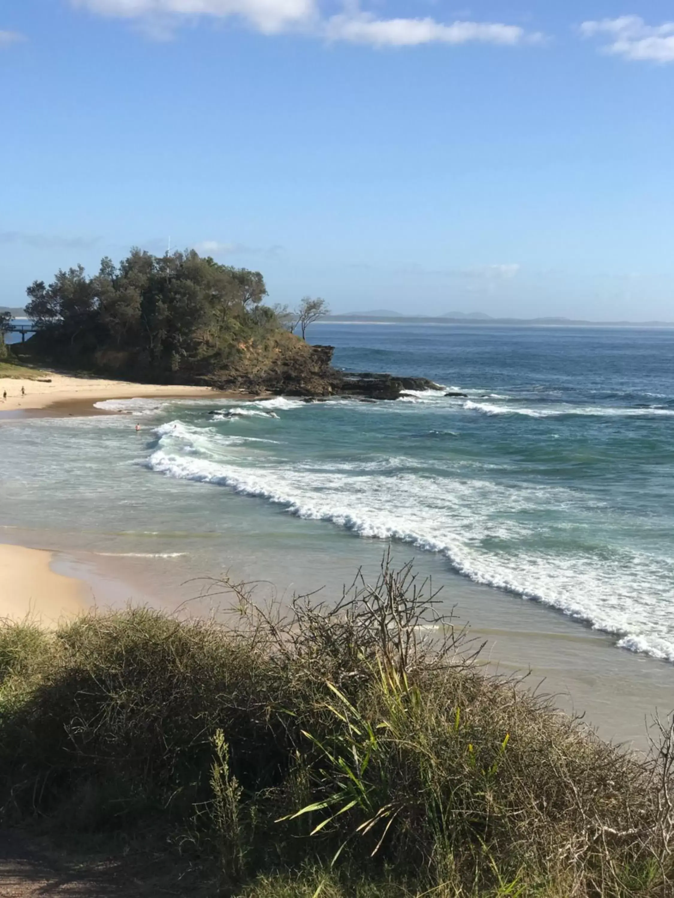 Beach in Oxley Cove Holiday Apartment