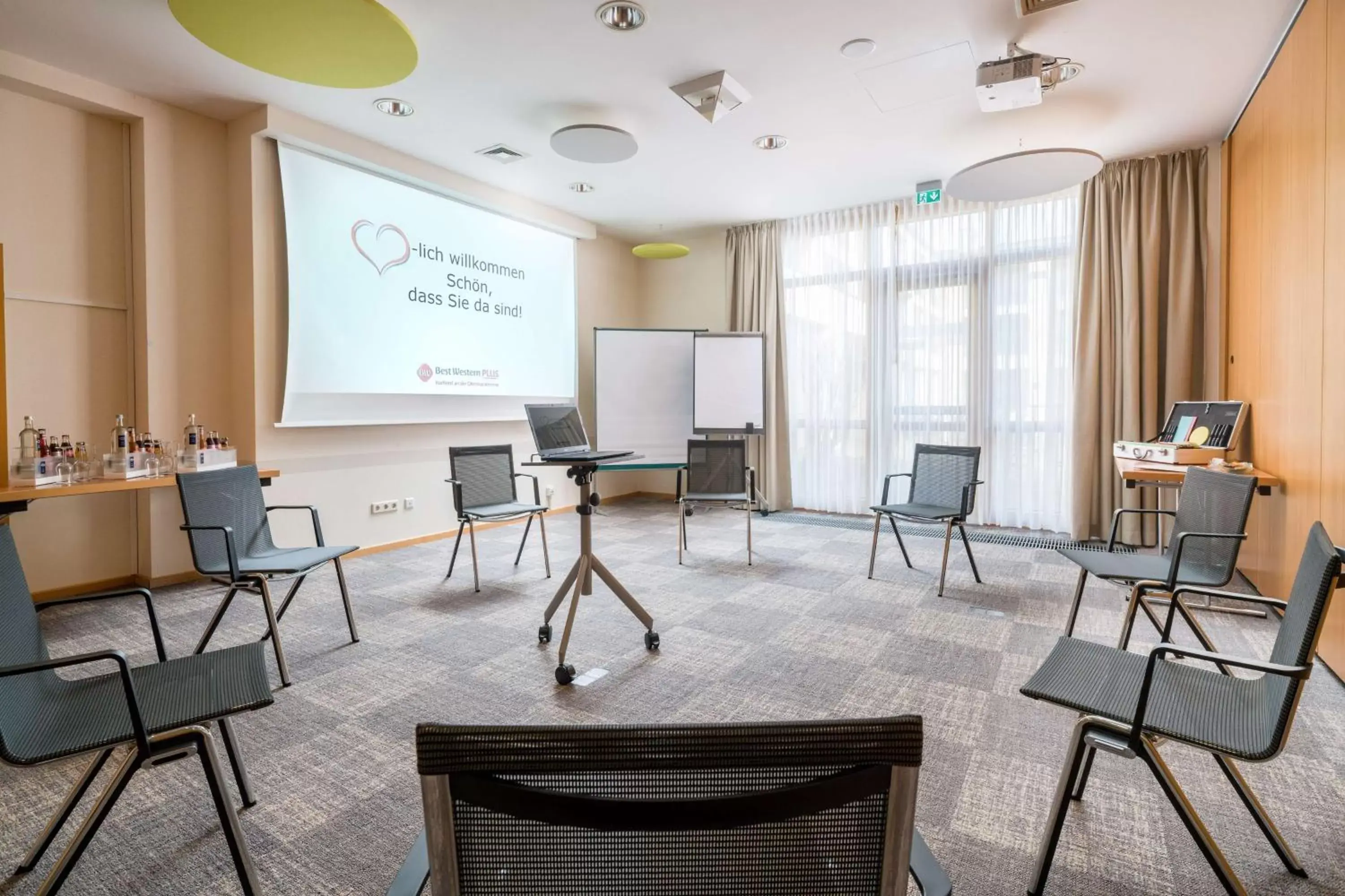 Meeting/conference room in Best Western Plus Kurhotel an der Obermaintherme