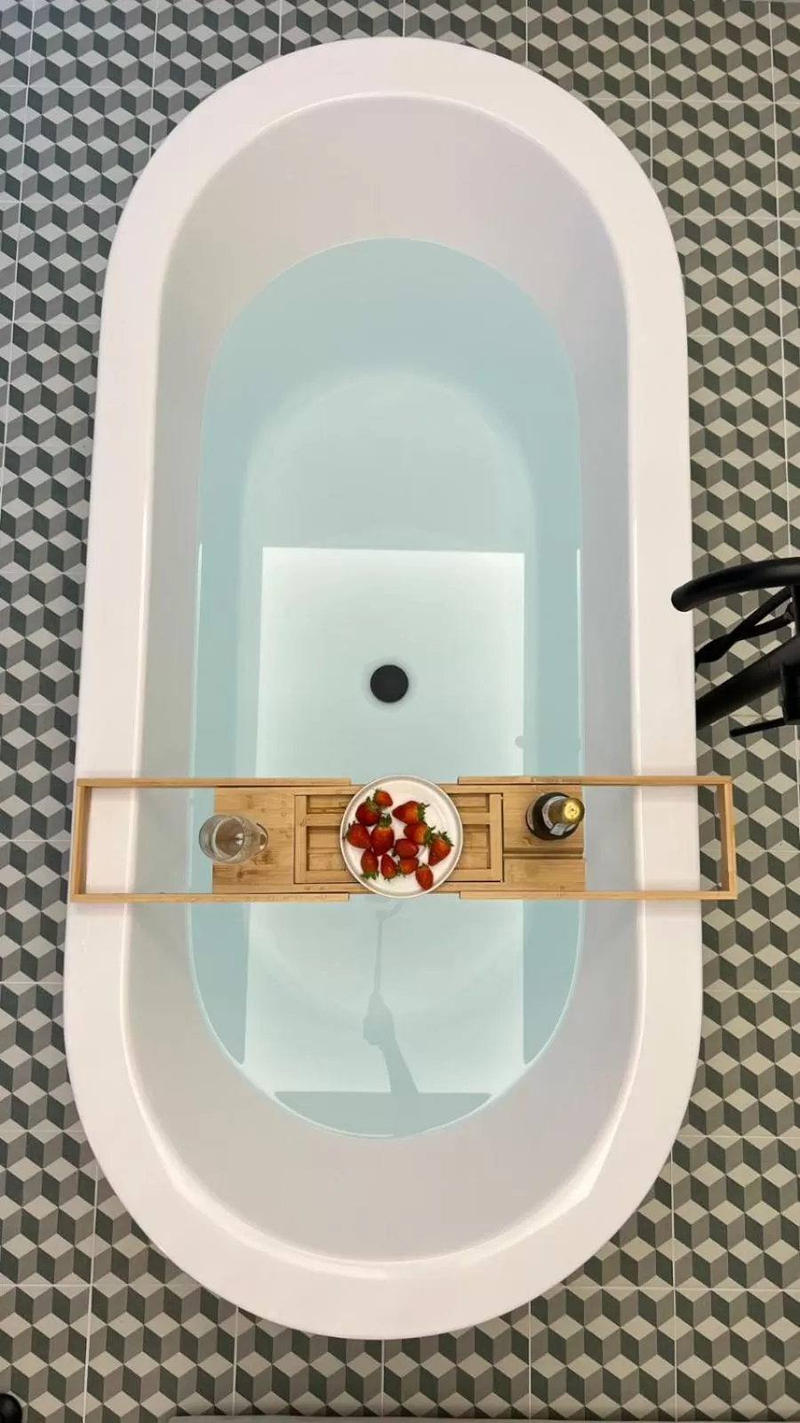 Bath, Bathroom in MareLuna Rooms