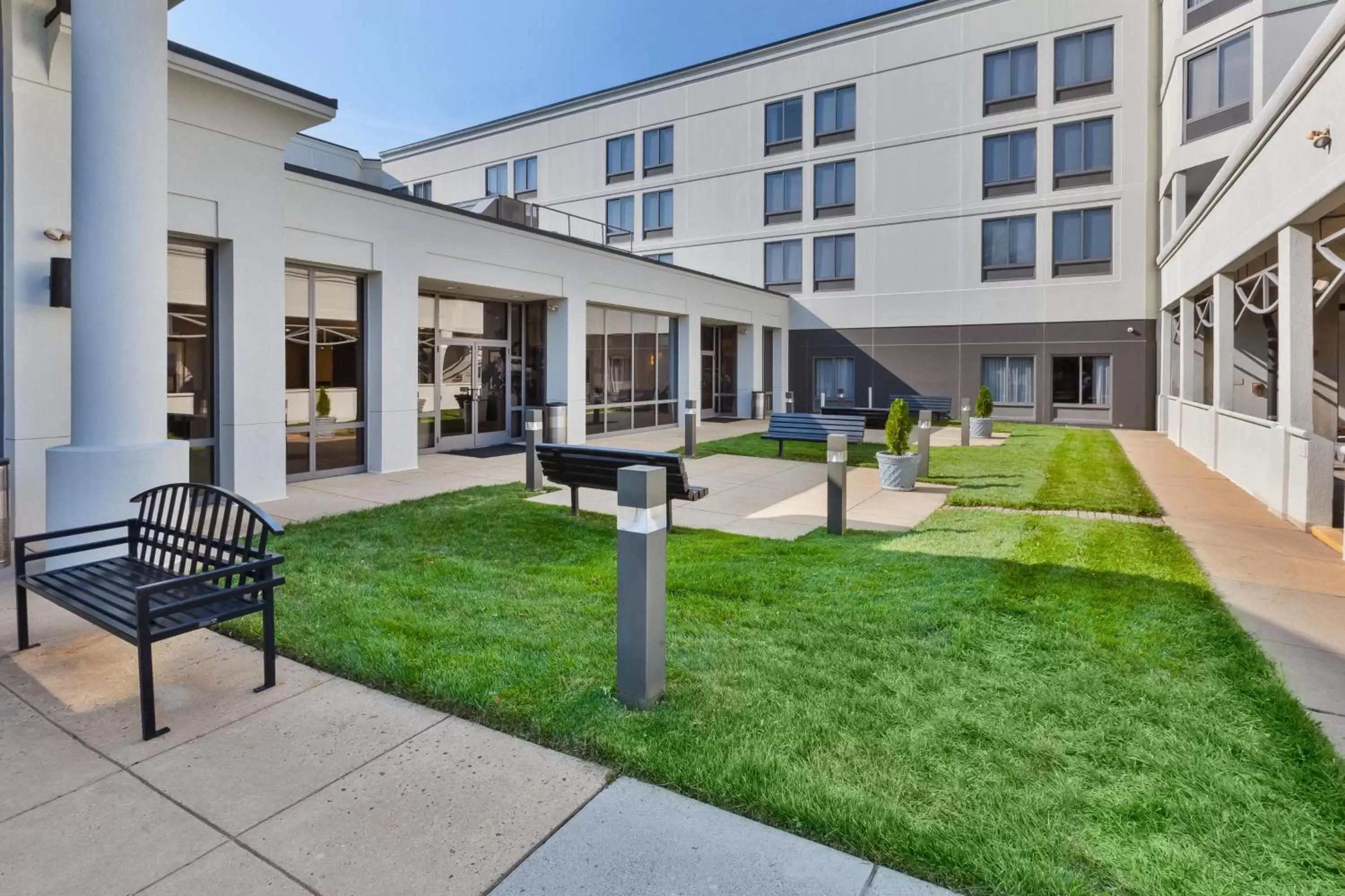 Property Building in Crowne Plaza Dulles Airport, an IHG Hotel