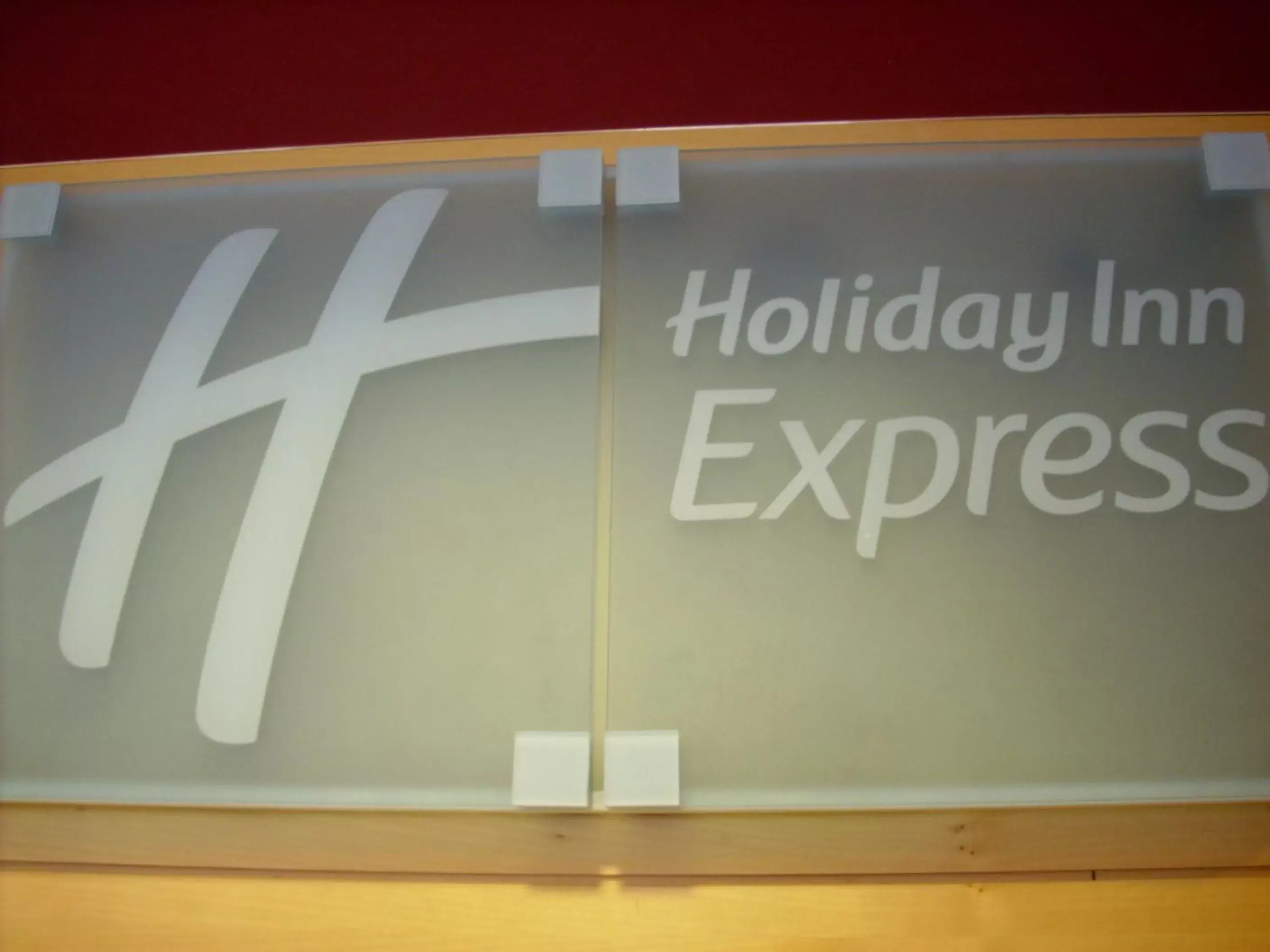 Logo/Certificate/Sign in Holiday Inn Express Madrid-Alcorcón, an IHG Hotel