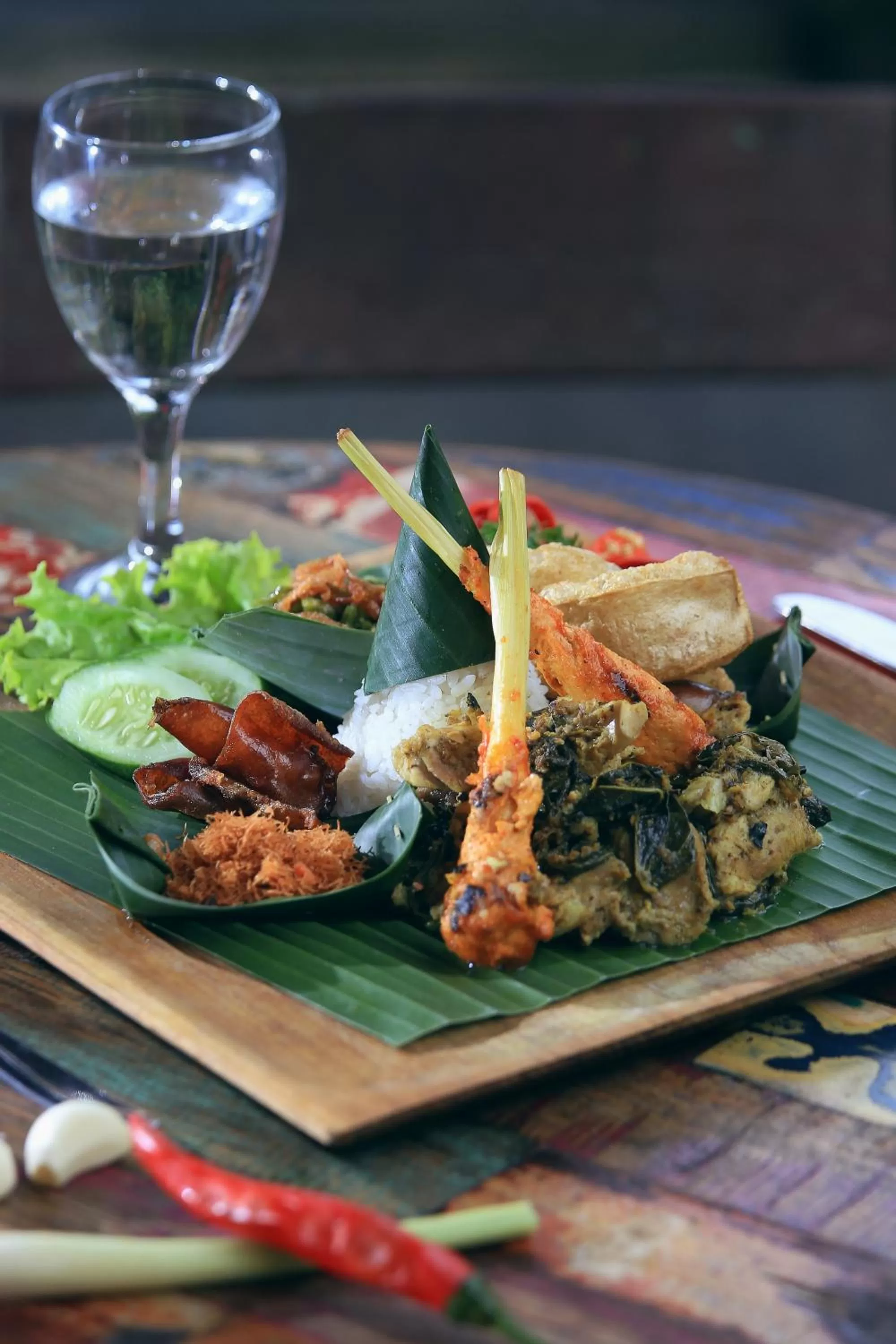 Lunch in Gusde Tranquil Villas by EPS