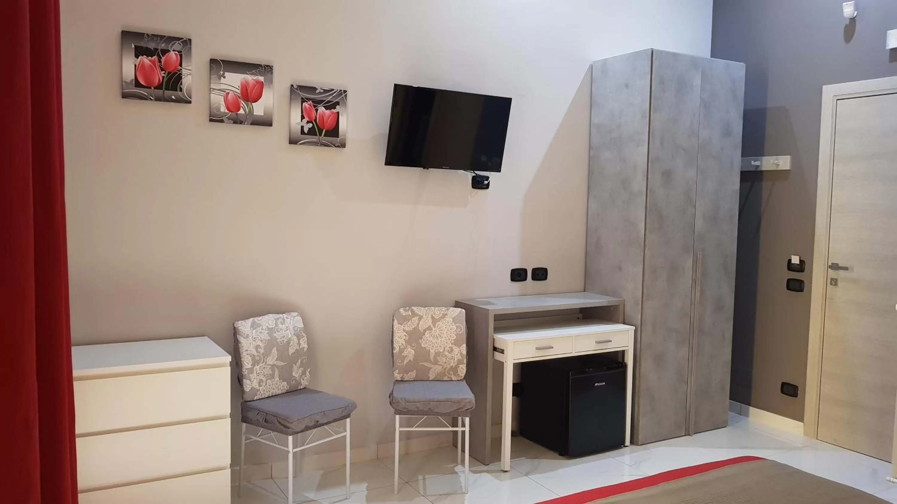 TV and multimedia in May Dream