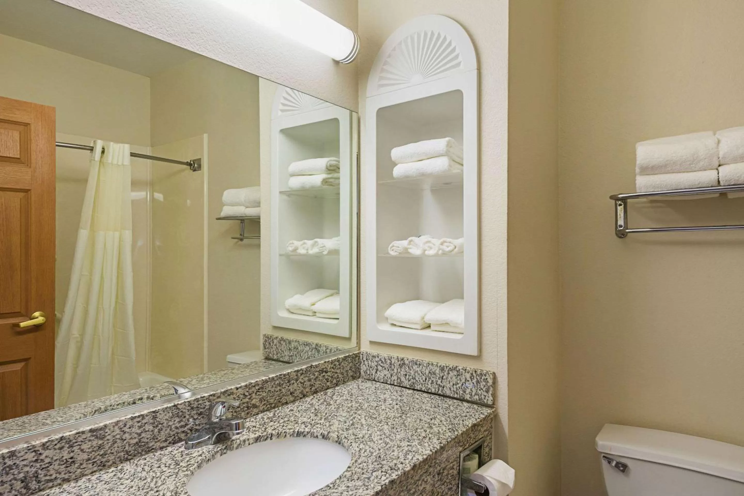 Bathroom in Quality Inn & Suites Lampasas