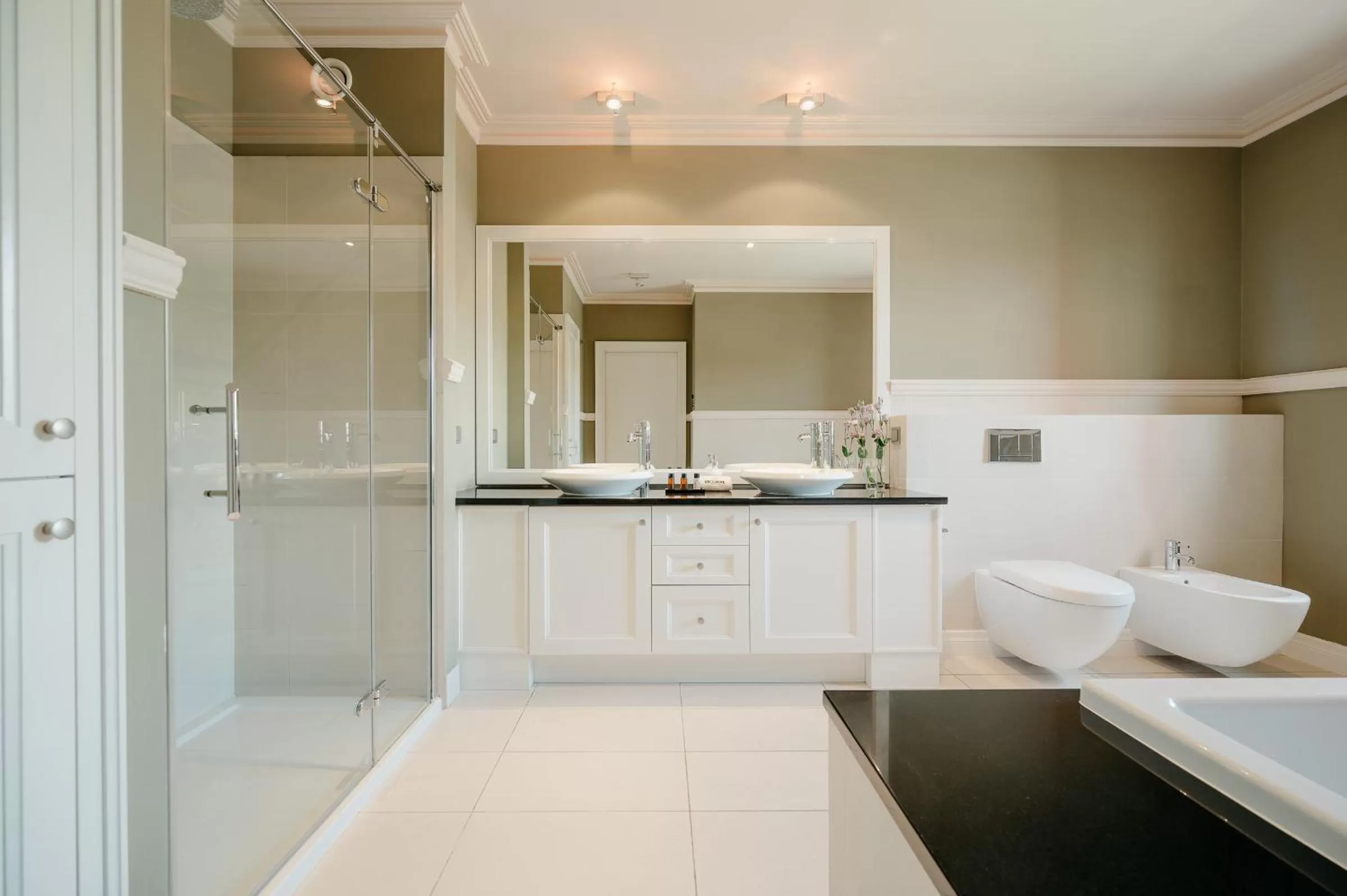 Shower in EXCLUSIVE Aparthotel MARINA