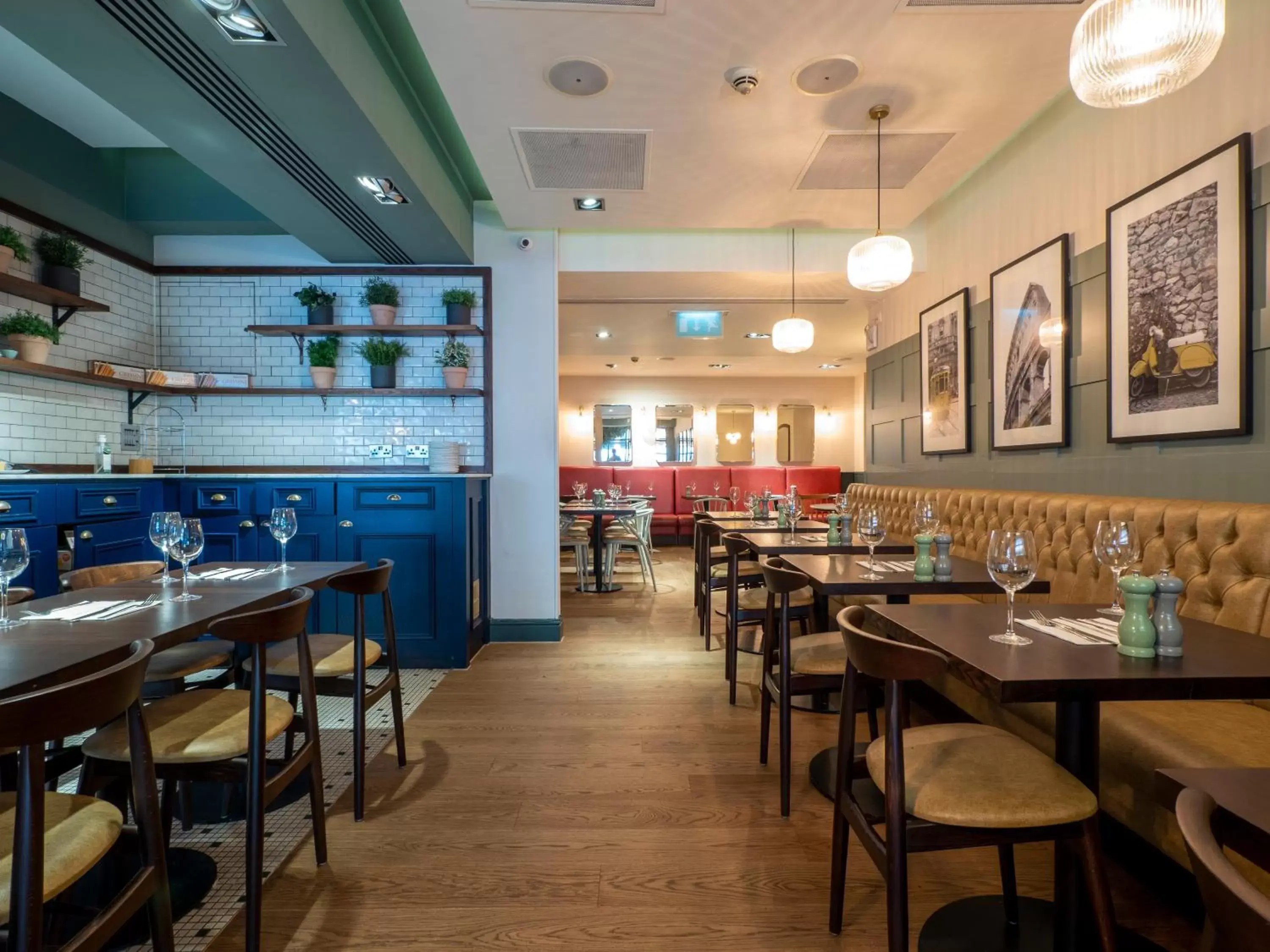 Restaurant/Places to Eat in Hotel Indigo London Hyde Park Paddington, an IHG Hotel