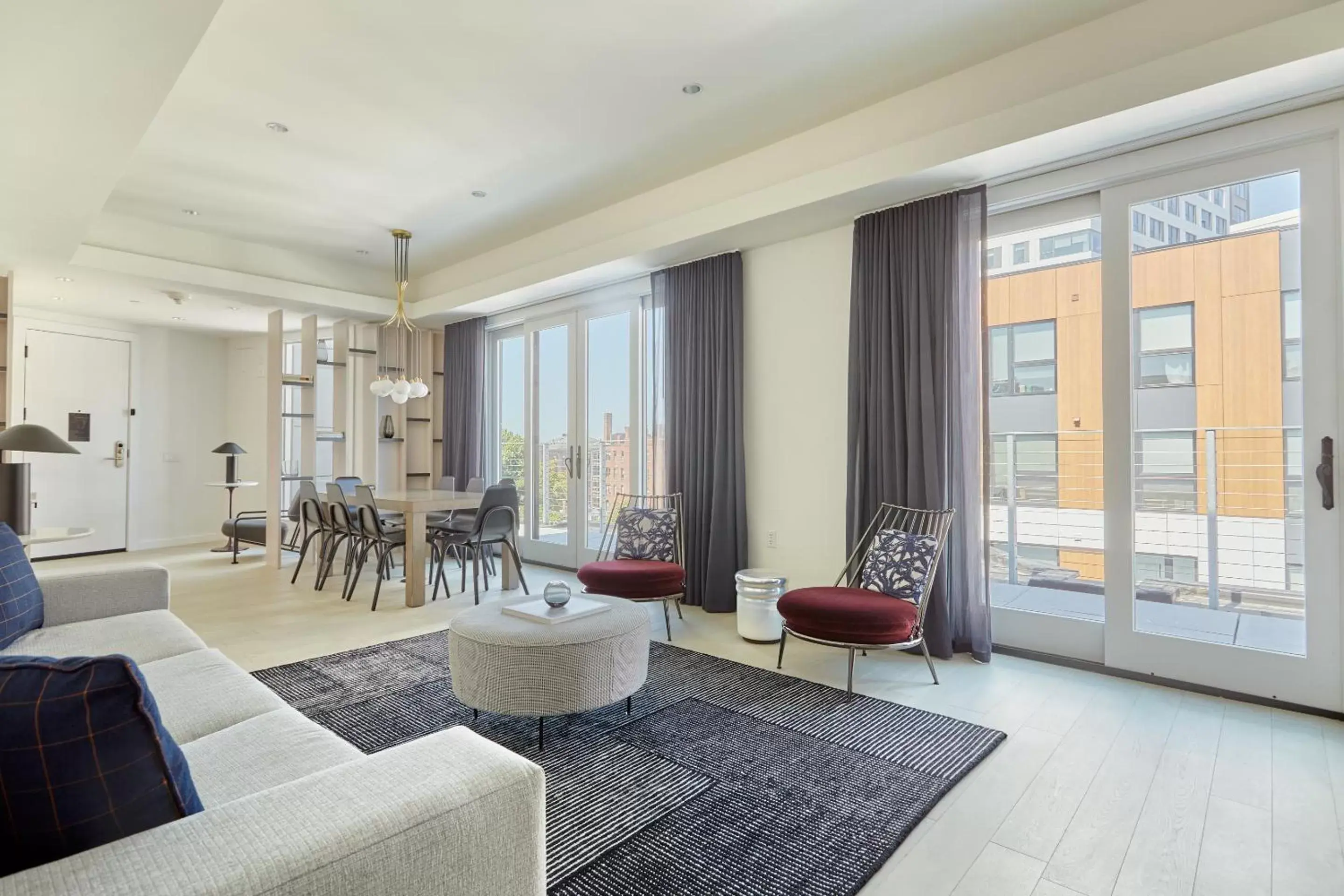 Suite with Terrace in Sonder 907 Main