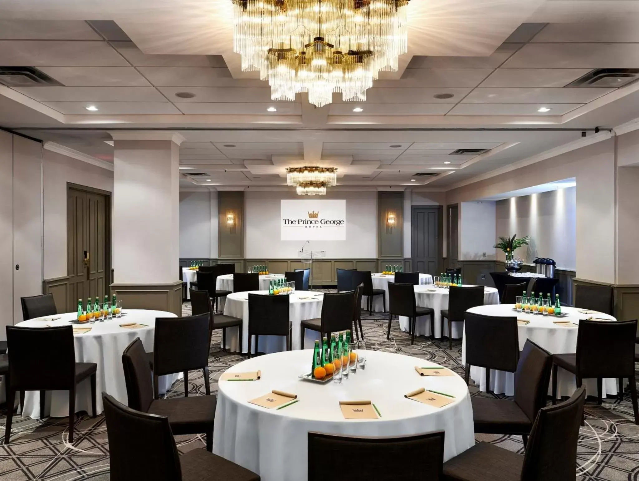 Banquet/Function facilities, Restaurant/Places to Eat in The Prince George Hotel